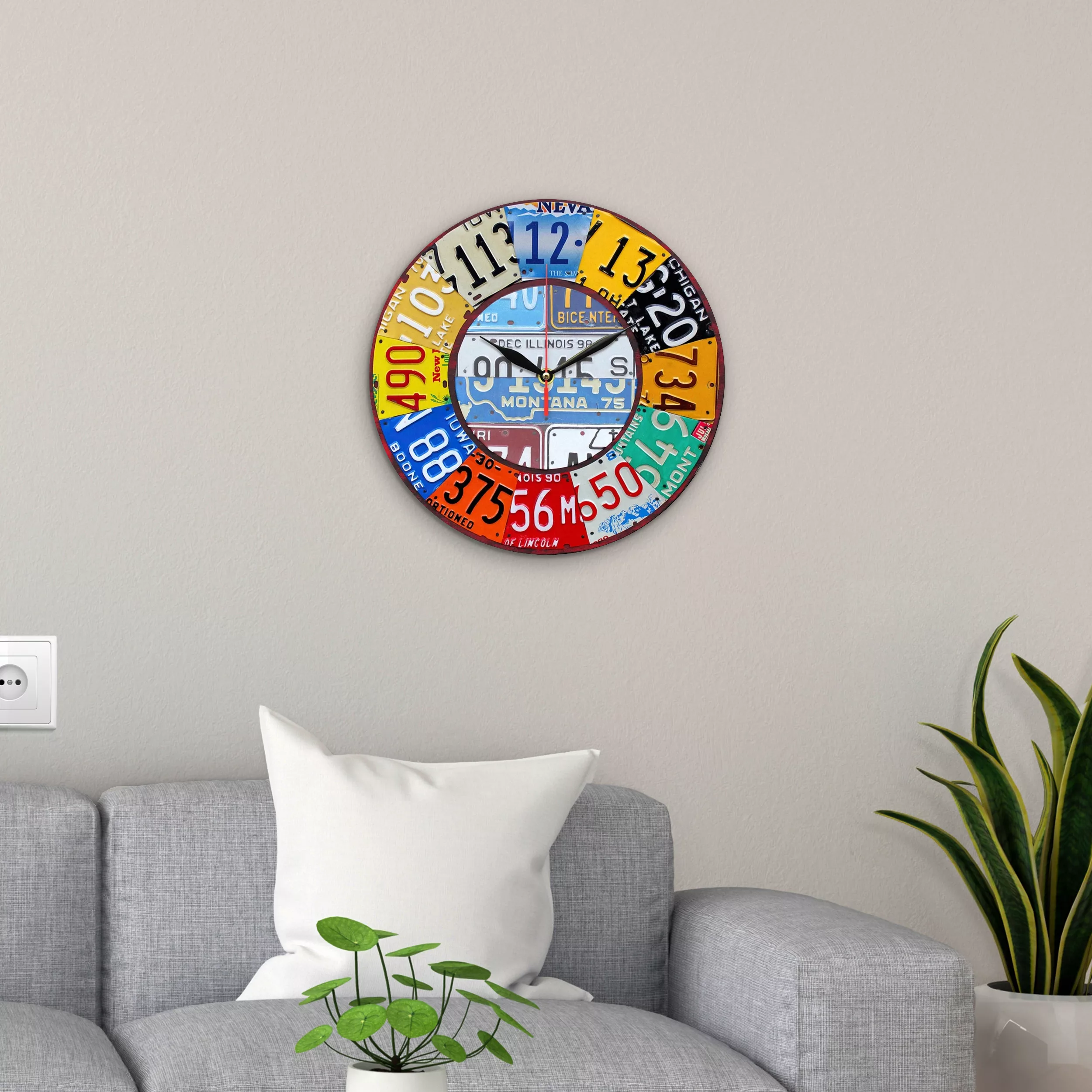 ساعت دیواری طرح پلاک ماشین خارجی کد 1219 ساعت دیواری طرح پلاک ماشین خارجی کد 1219