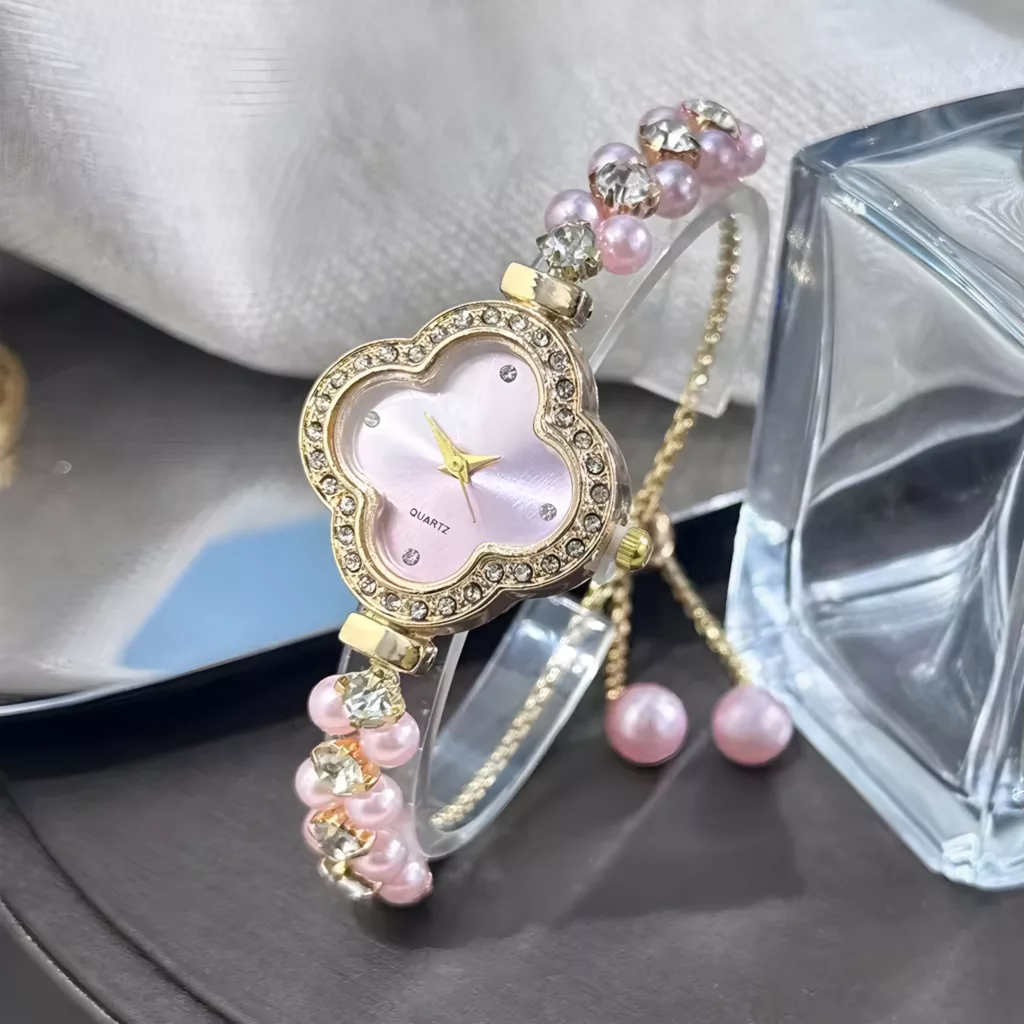 ساعت مچی عقربه‌ای کوارتز زنانه مدل لوکس قفل کرواتی بند مرواریدی کد ۶