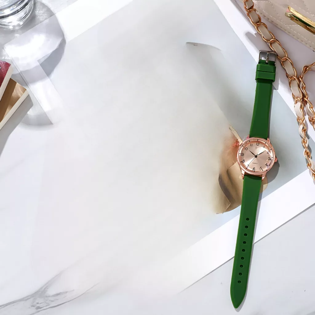 ساعت مچی عقربه‌ای کوارتز زنانه مدل مینیمال کلاسیک بند پیو آنتی آلرژی کد ۲