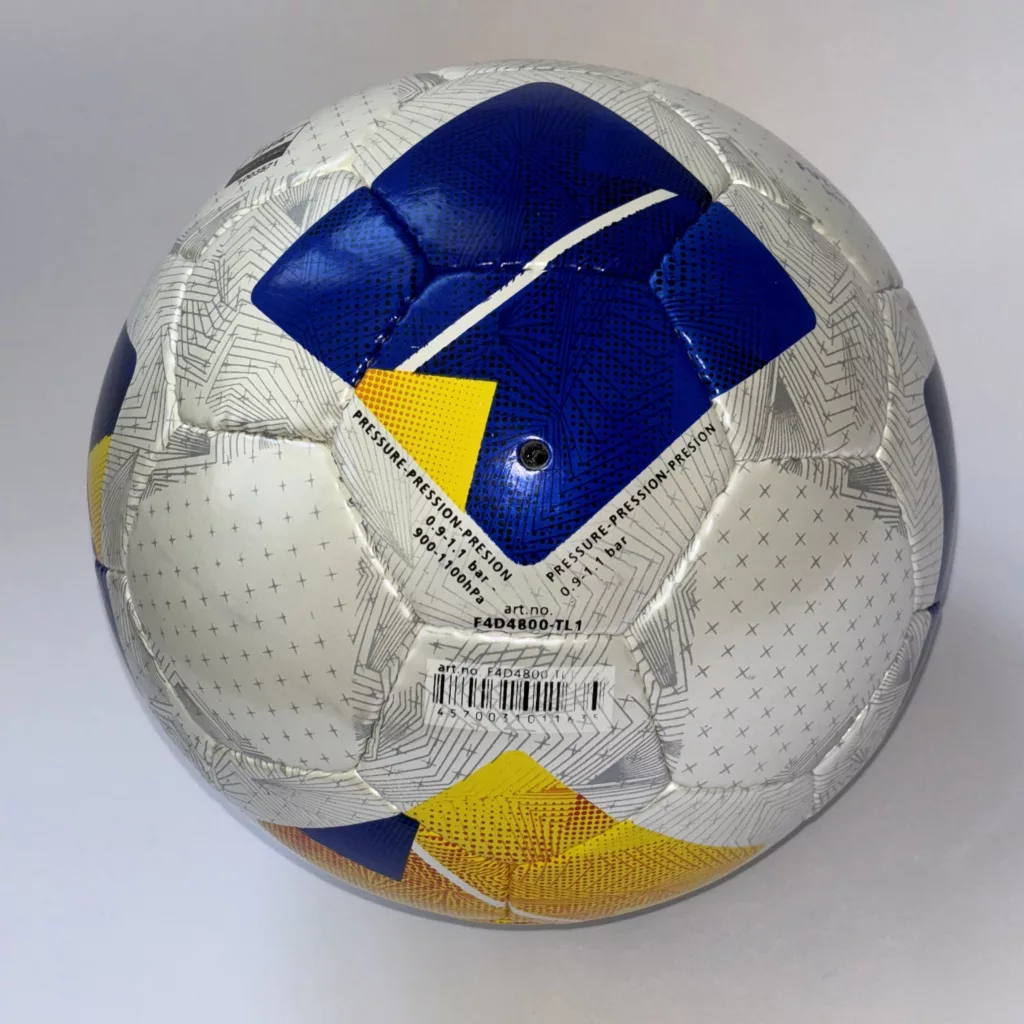 توپ فوتسال مولتن مدل Vantaggio 4800 سایز 4