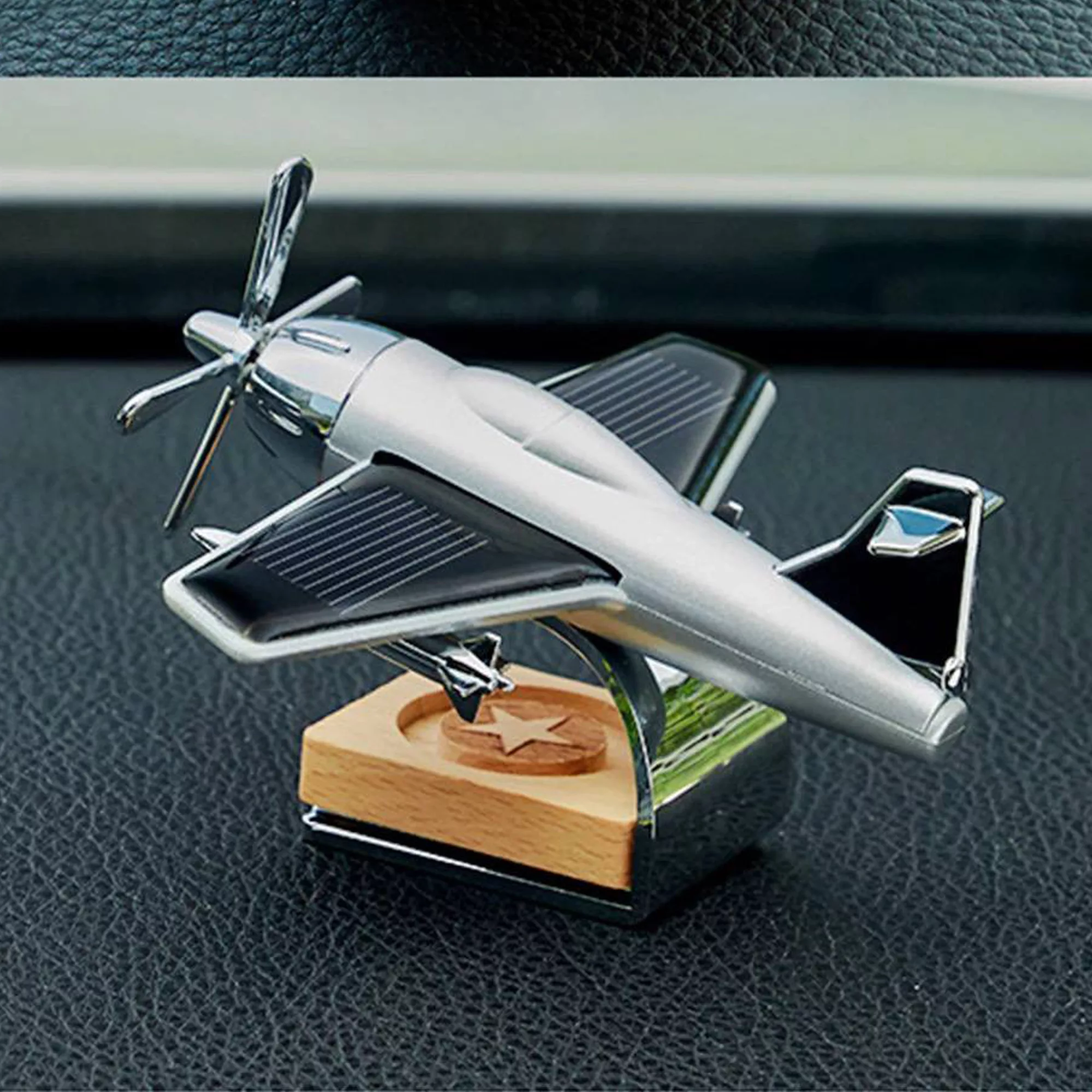 خوشبوکننده خودرو مدل airplansolar