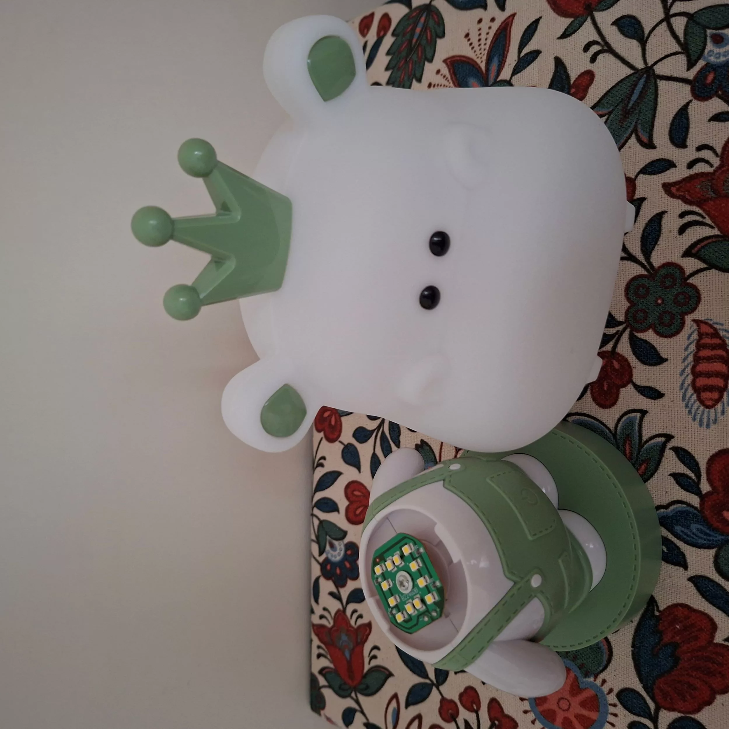 چراغ خواب اتاق کودک مدل اسب آبی