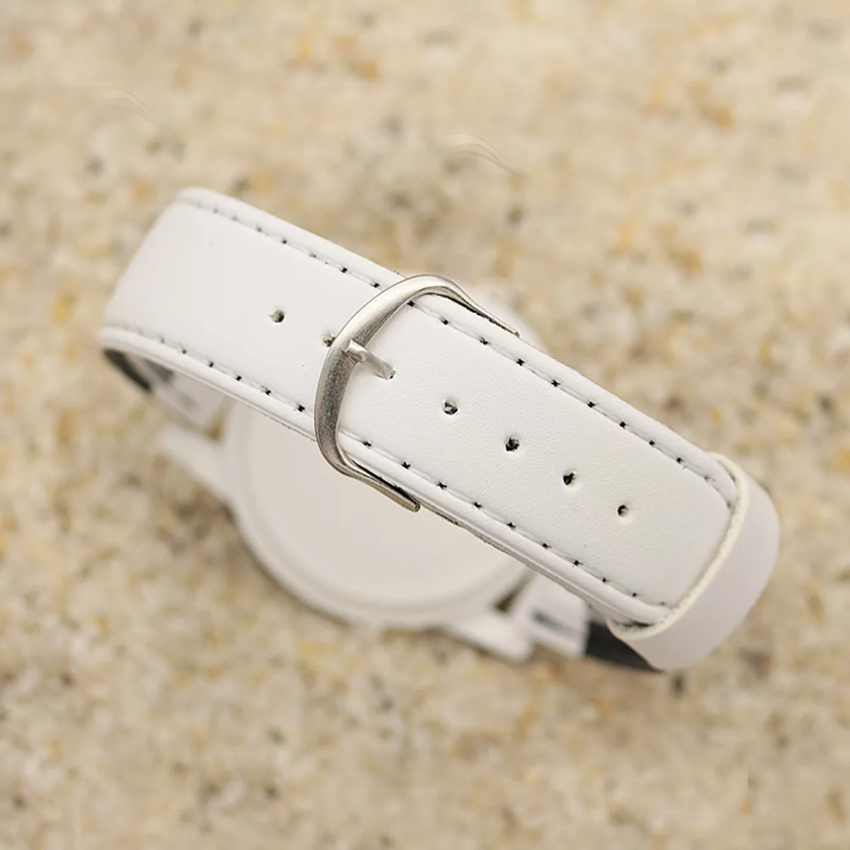 ساعت مچی عقربه ای زنانه طرح زینب کد LF3110