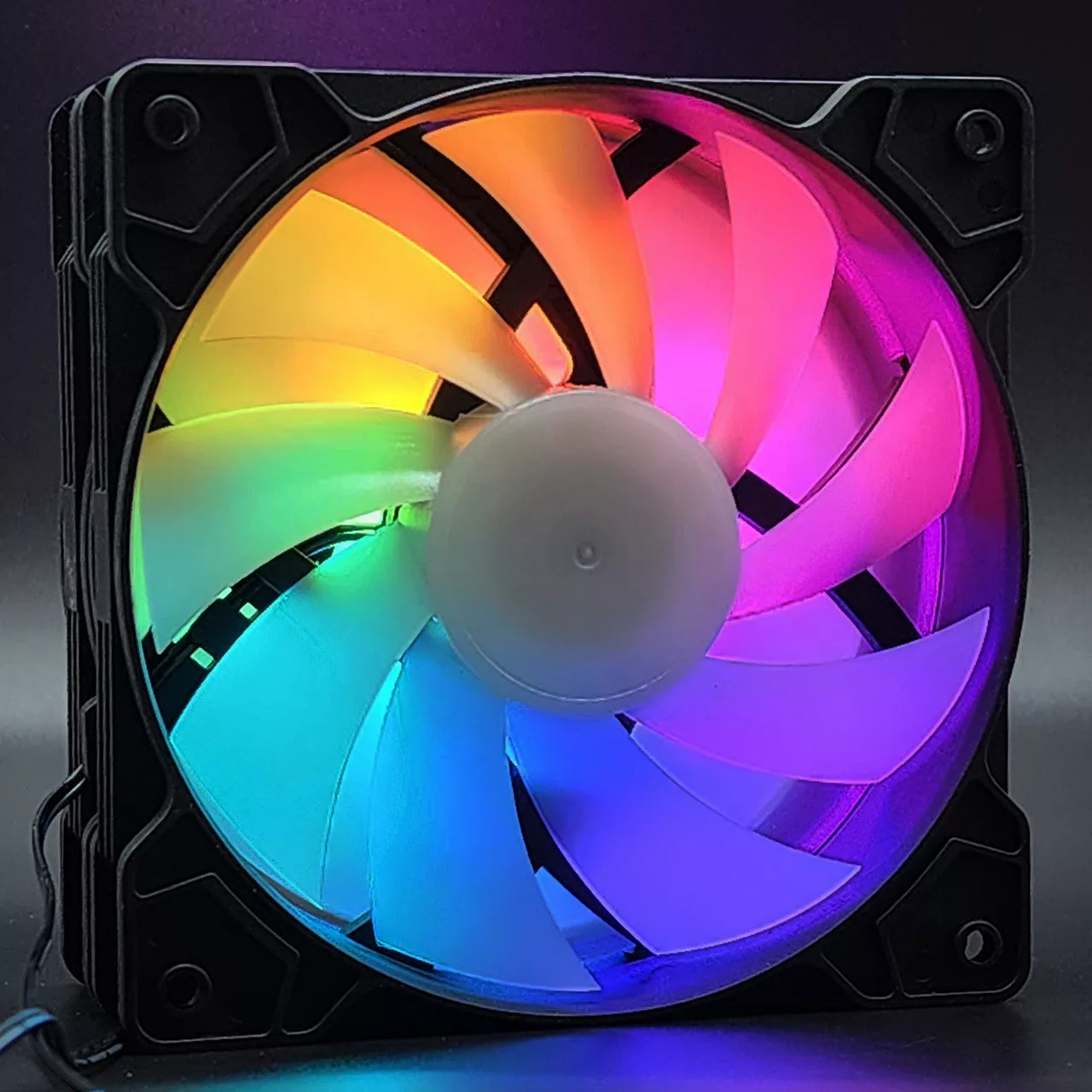 فن کیس ایتوک مدل Frio Three Plus