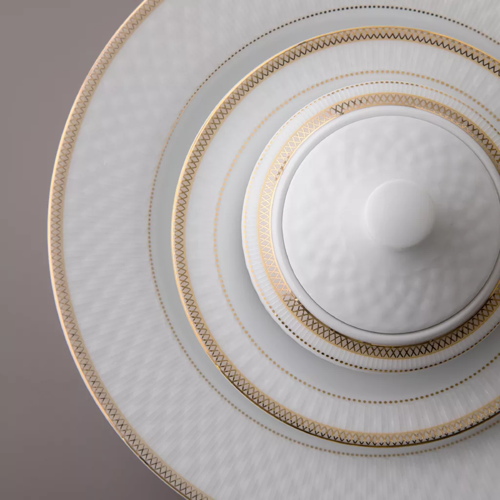 سرویس غذاخوری 28 پارچه چینی زرین ایران مدل رادیانس سپینود درجه عالی