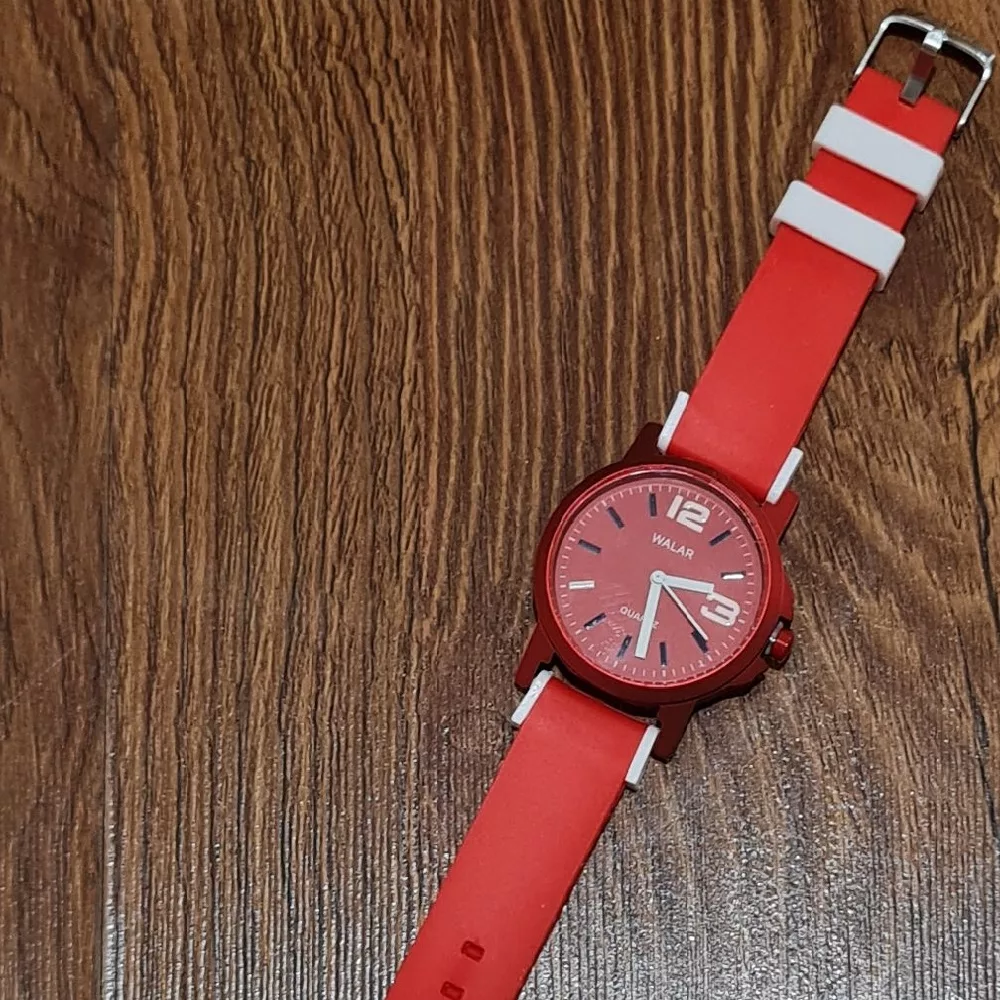 ساعت مچی عقربه ای والار مدل gh-101