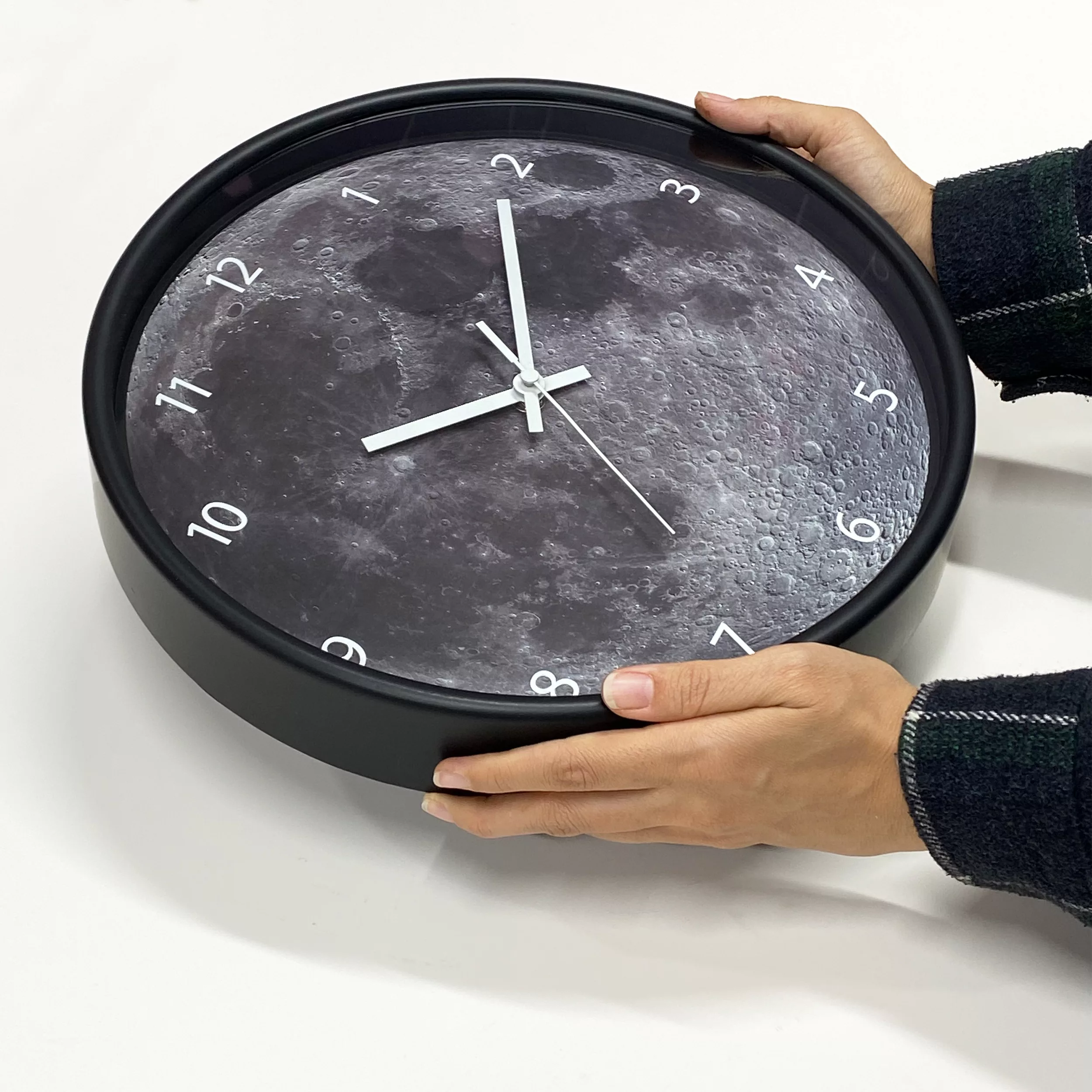 ساعت دیواری طرح ماه عدد دار مدل CW- Moon Num