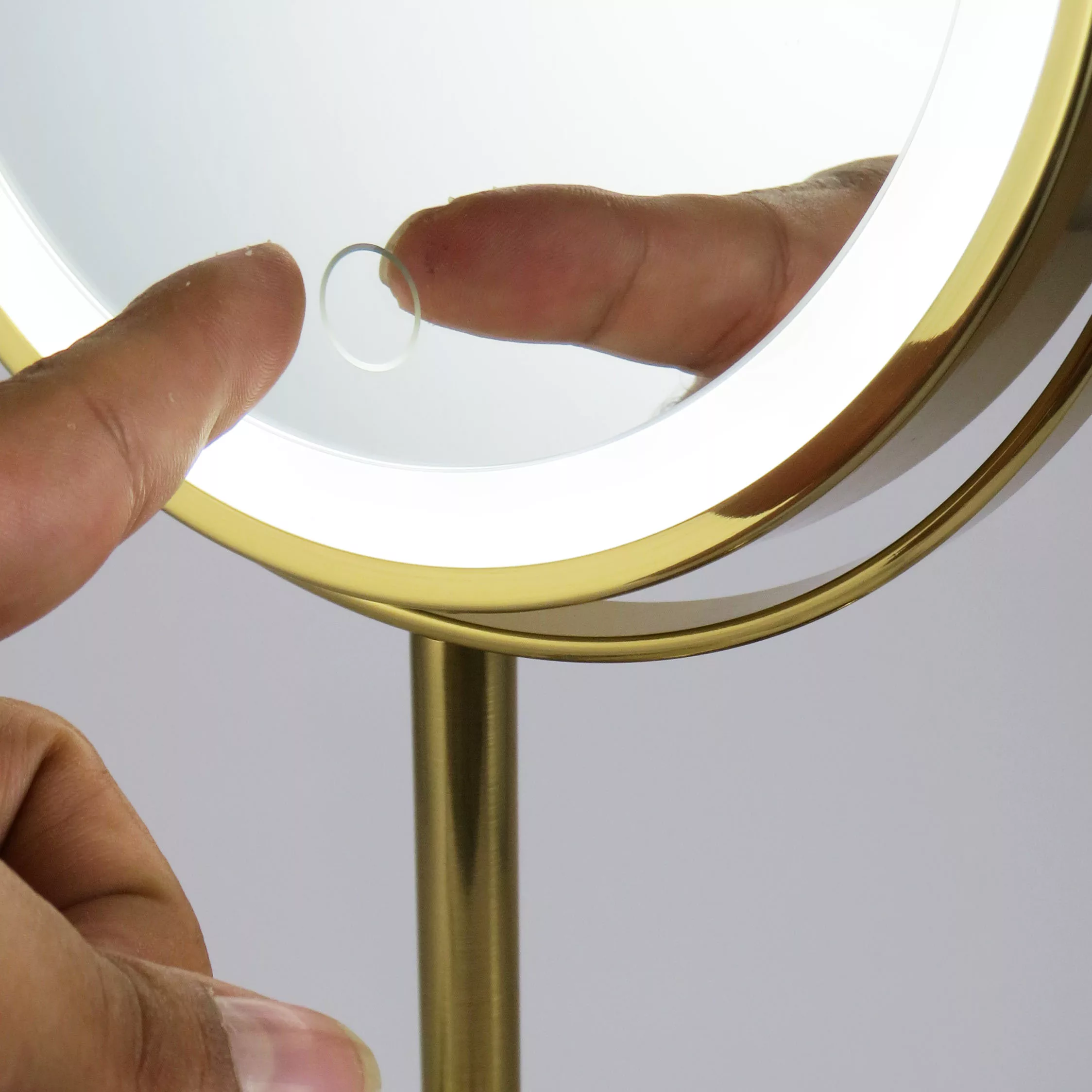 آینه و رینگ لایت آرایشی کد 0740