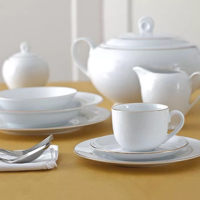 سرویس غذاخوری 102 پارچه چینی زرین ایران سری ایتالیا اف مدل زرین درجه عالی