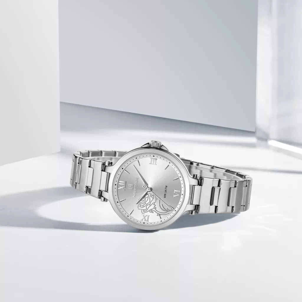 ساعت مچی عقربه‌ای کوارتز زنانه نیوی فورس مدل NF5060SW