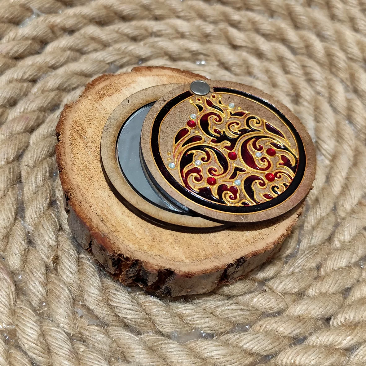 آینه جیبی مدل انار