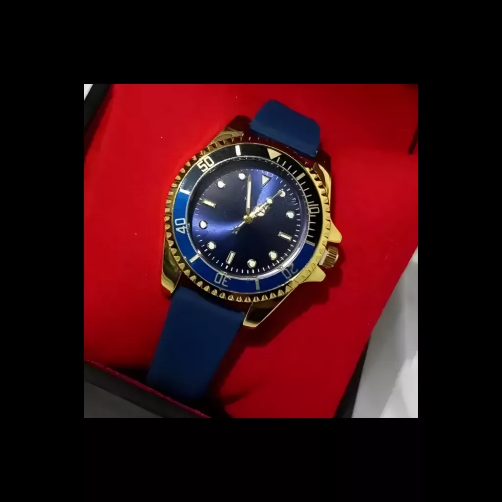 ساعت مچی عقربه‌ای کوارتز زنانه مدل کلاسیک مینیمال بند پیو کد ۳