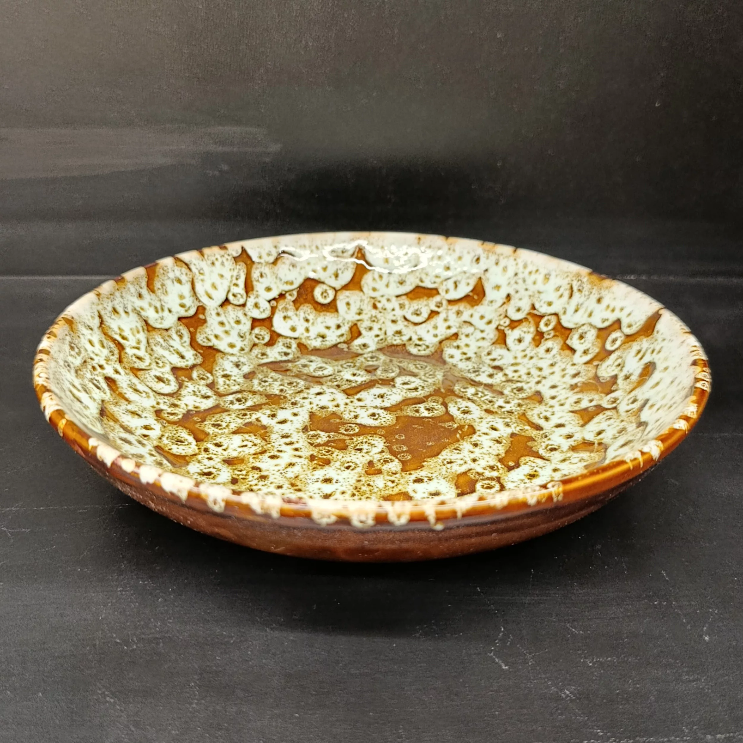 سرویس غذاخوری 18 پارچه 6 نفر مدل لعاب کهکشانی