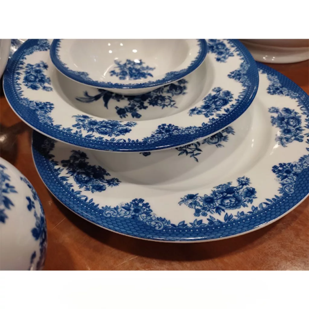 سرویس غذاخوری 102 پارچه 12 نفر چینی زرین ایران مدل فلورانس سری ایتالیا اف درجه یک