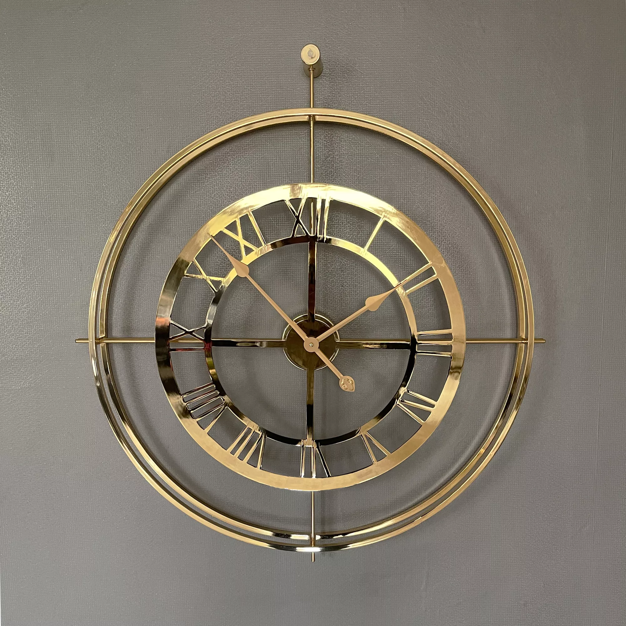 ساعت دیواری مدل رویال