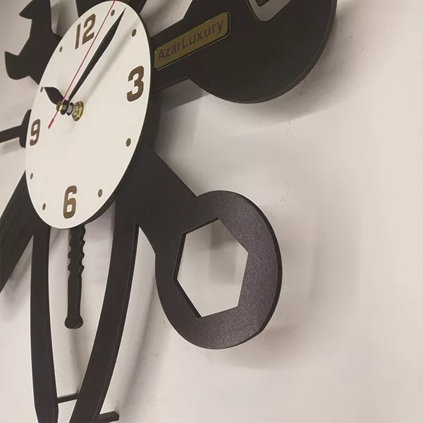 ساعت دیواری آذرلاکچری طرح تعمیرگاه کد002