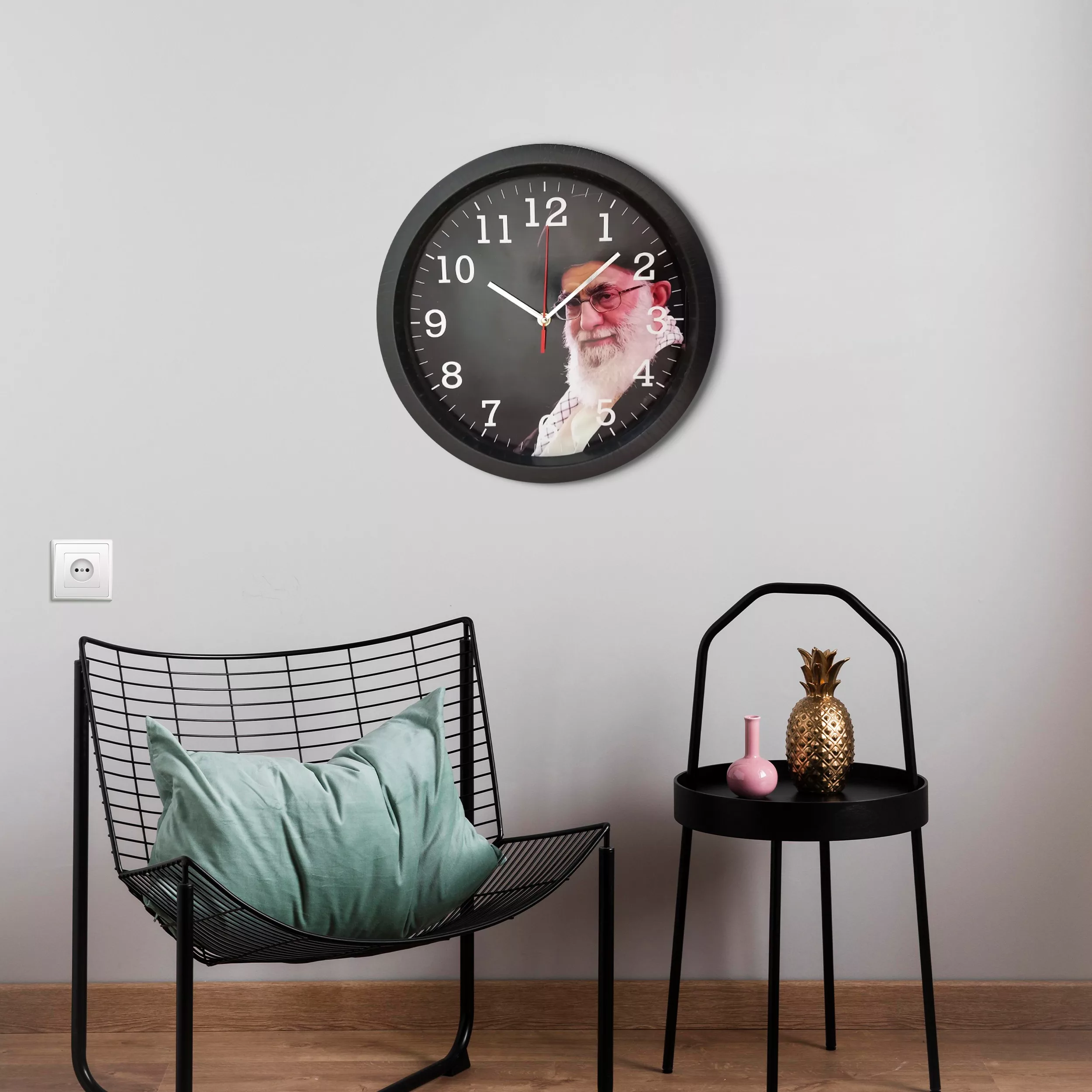 ساعت دیواری مدل رهبری کد 4030303