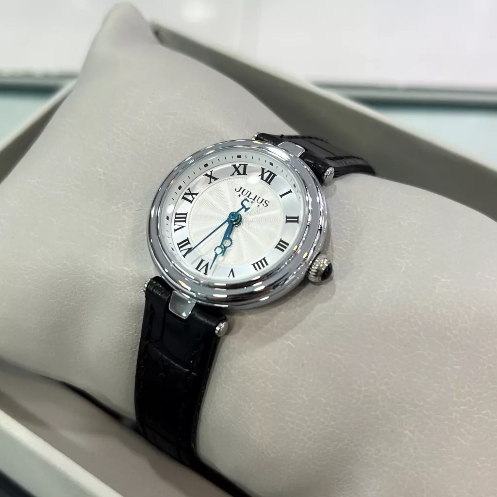ساعت مچی عقربه ای زنانه کوارتز جولیوس مدل JA-1480C