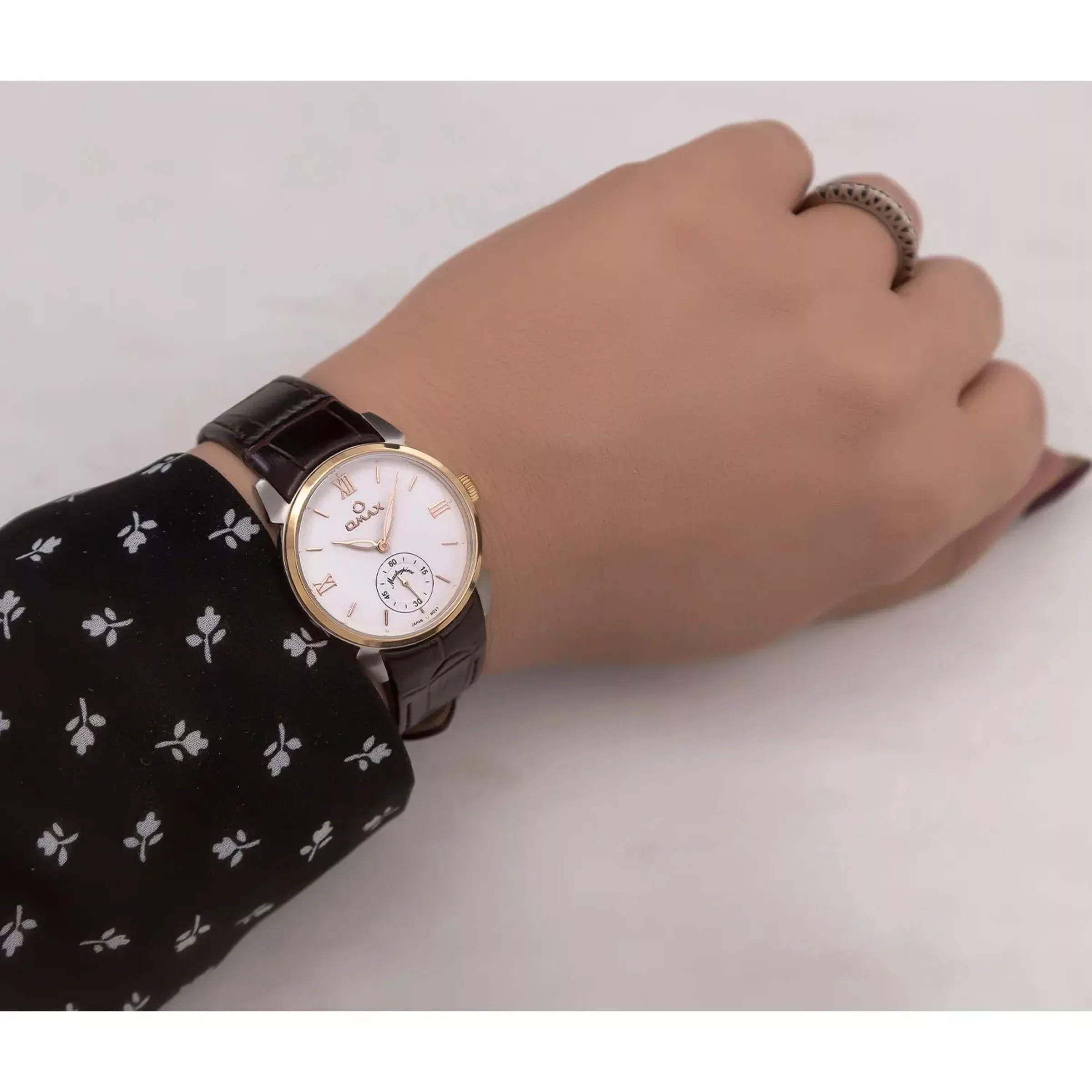 ساعت مچی عقربه ای زنانه اوماکس مدل ML05C35I