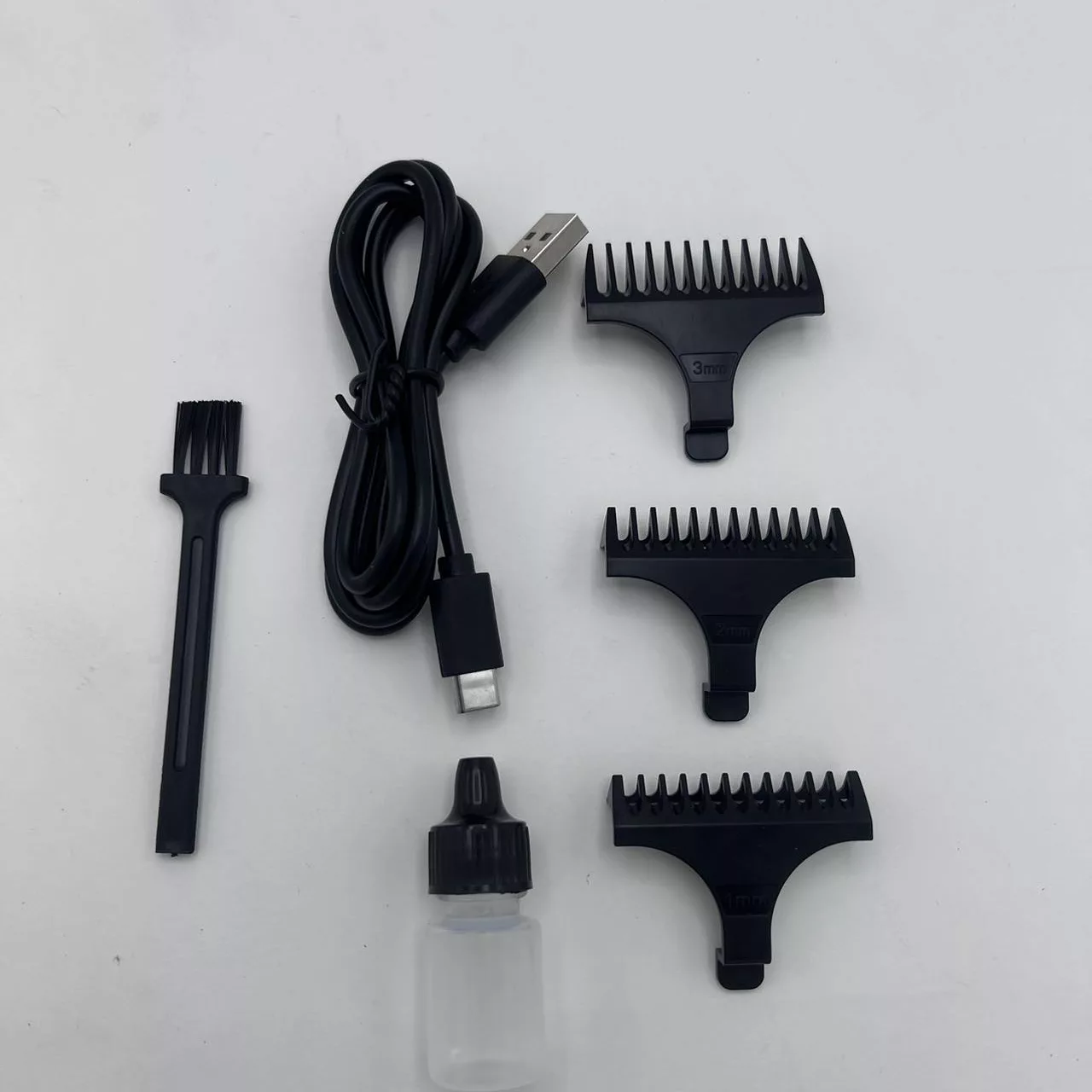 ماشین اصلاح موی بدن و صورت اچ تی سی مدل AT-180