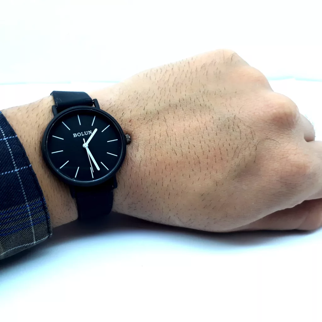 ساعت مچی عقربه ای مدل بلون کد 01