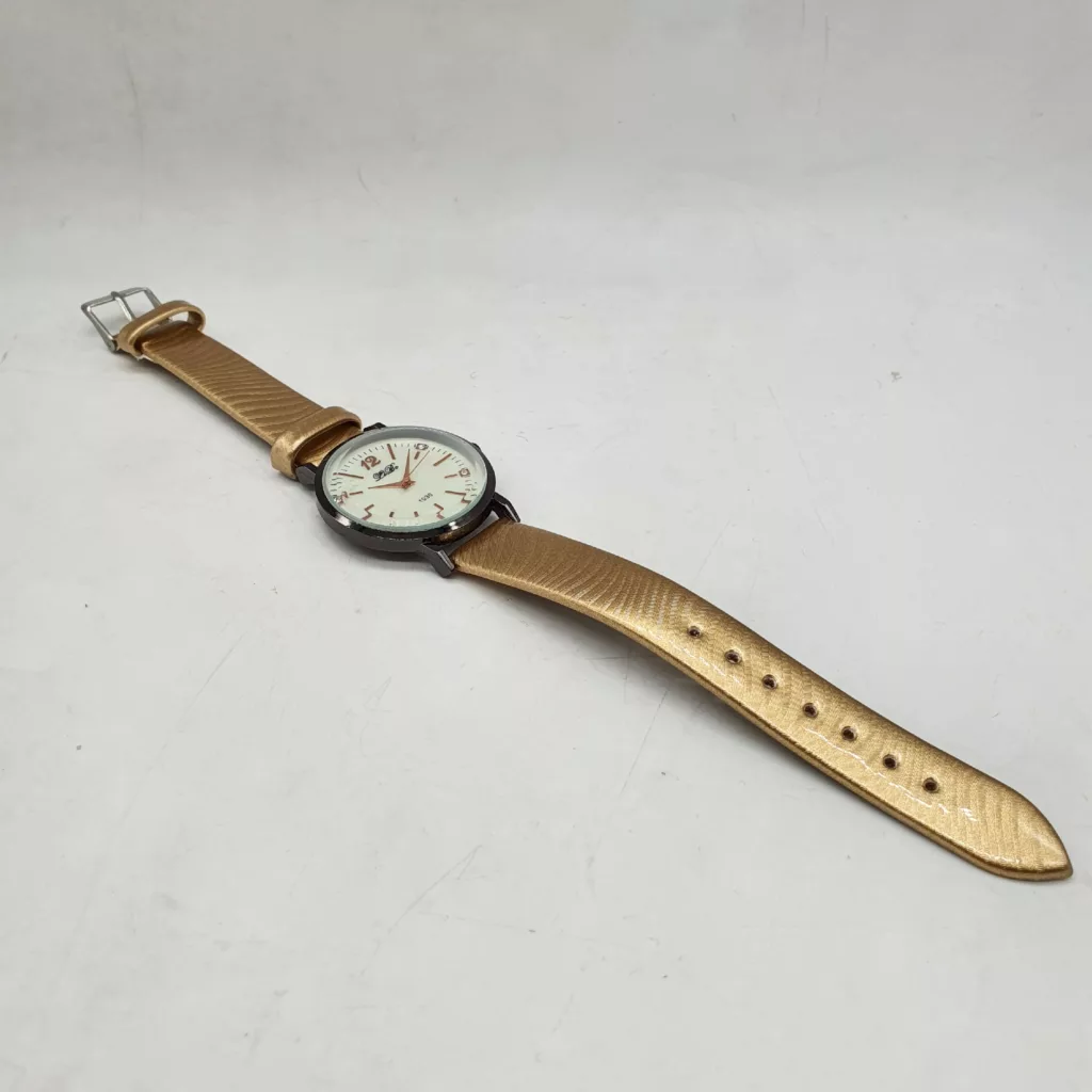 ساعت مچی عقربه ای زنانه مدل G25W