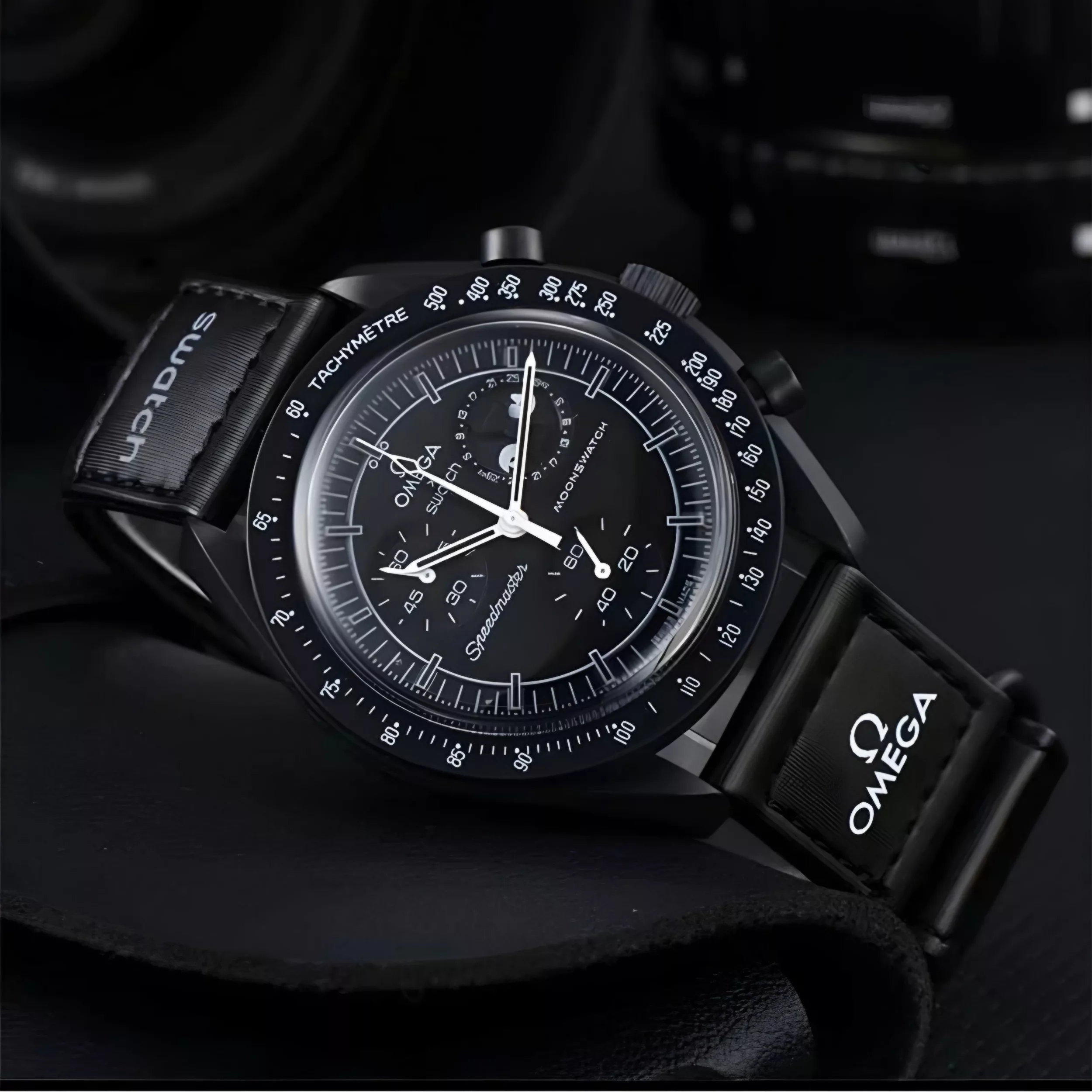 ساعت مچی عقربه‌ای کوارتز مدل کلاسیک سه موتور فعال کرنوگراف بند چسبی کد 1