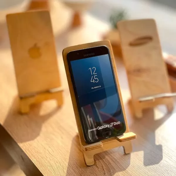 نگهدارنده گوشی موبایل مدل رومیزی کد DH56