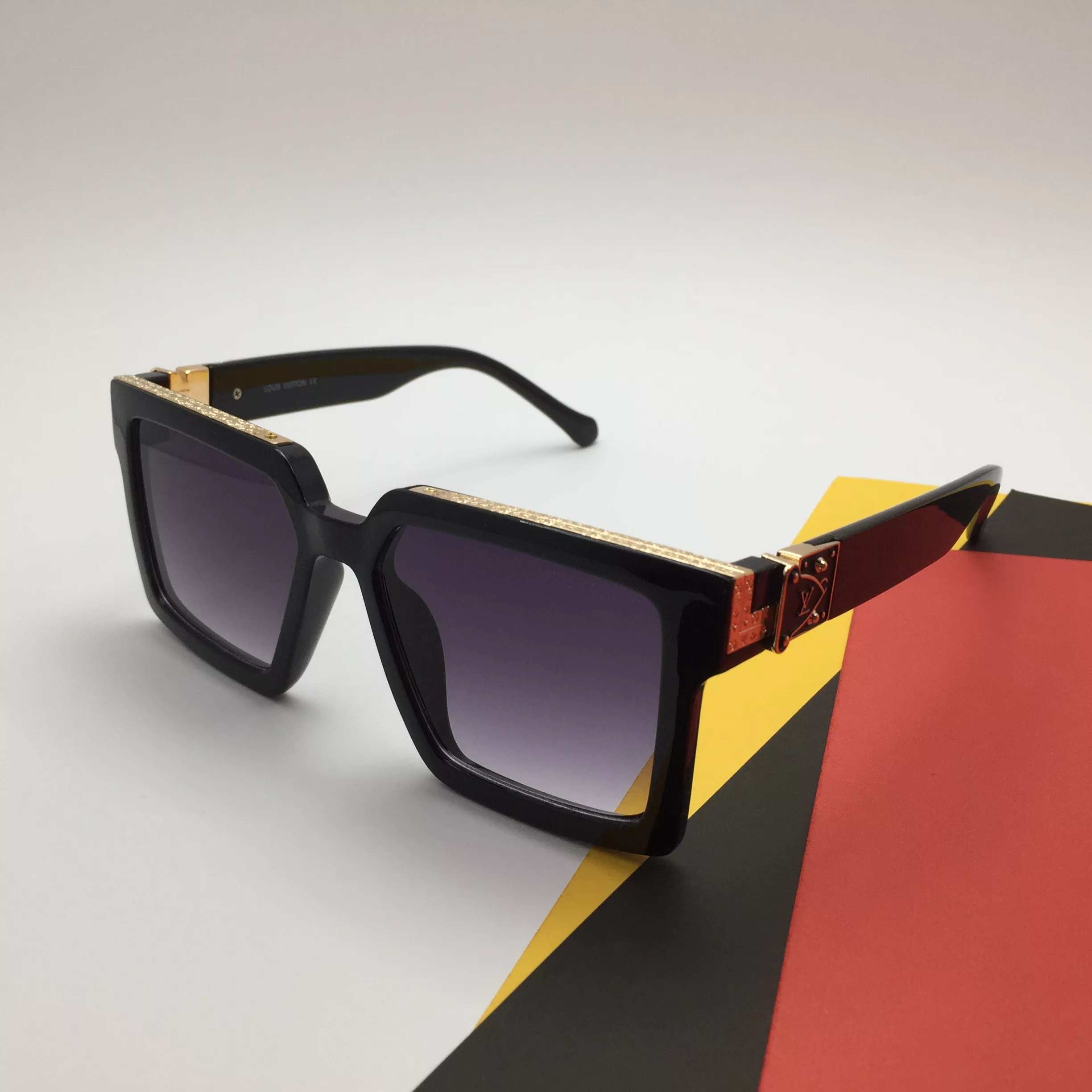 عینک آفتابی مدل 2854