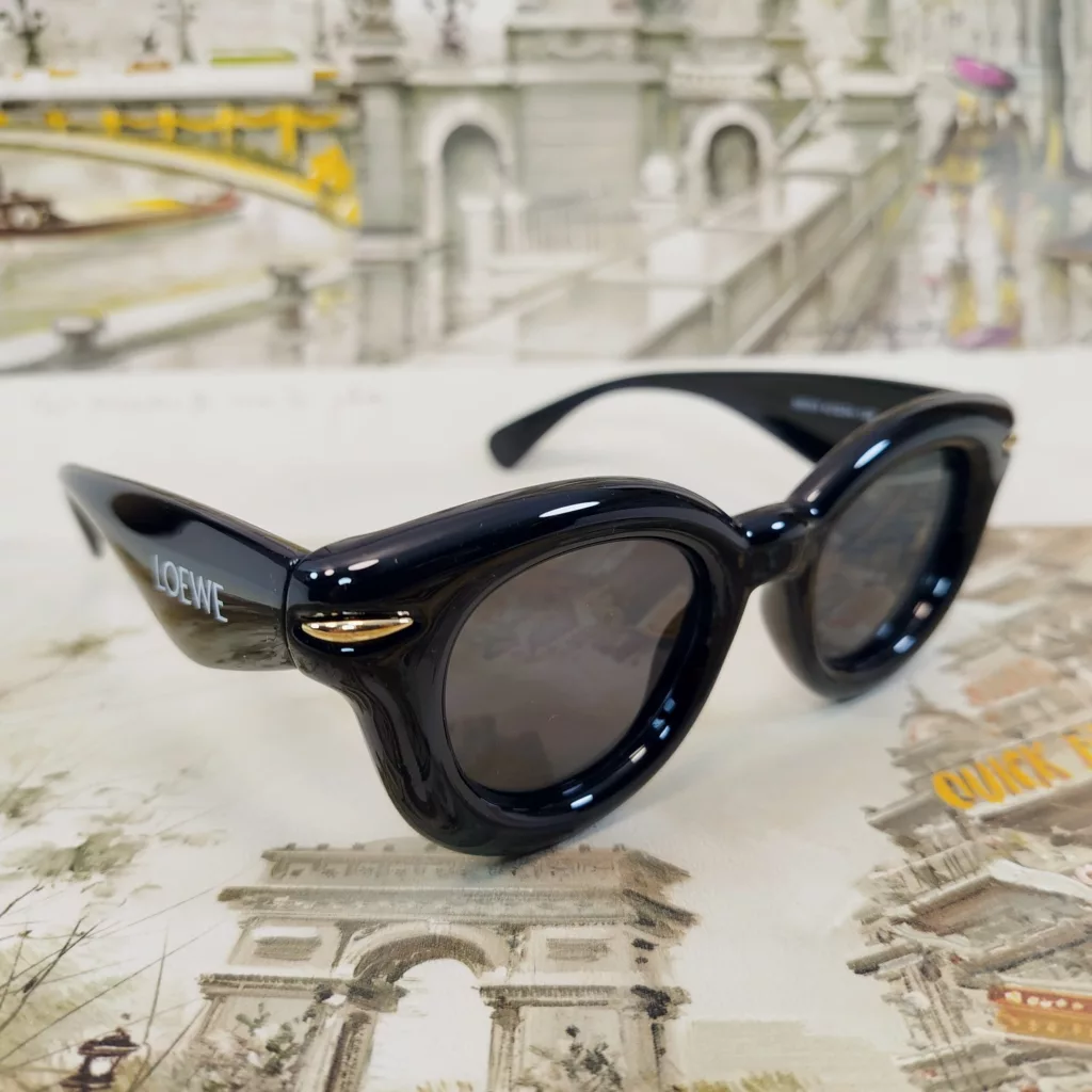 عینک آفتابی  بیضی غیر پلاریزه لووه مدل 58053 کد BL