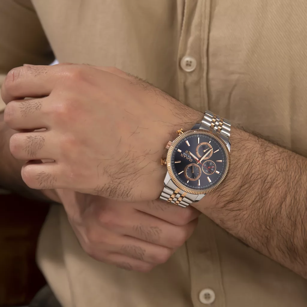 ساعت مچی عقربه‌ای مردانه کوارتز کرنوگراف اوماکس مدل OOFM001N004