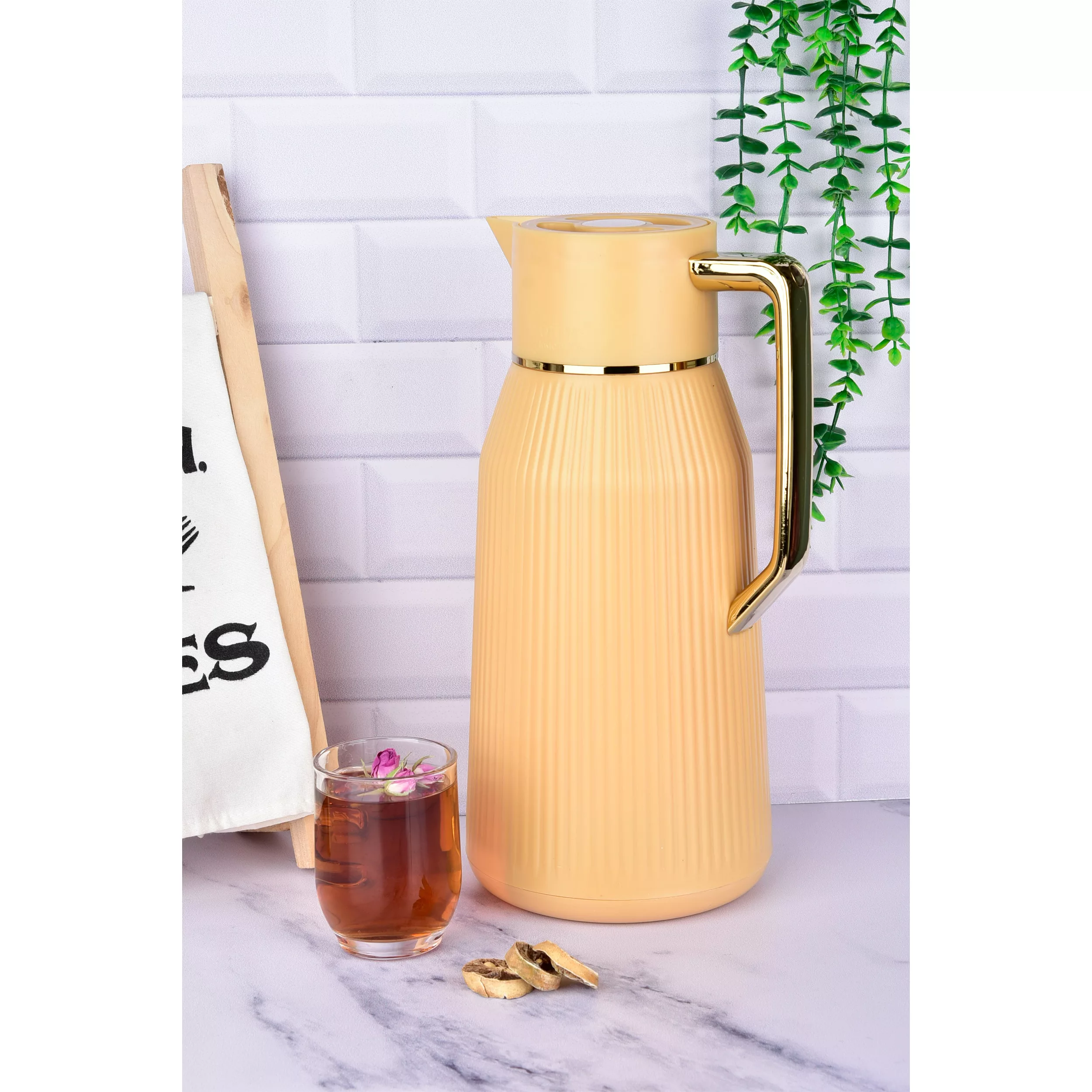 فلاسک اوریو کد 301023 گنجایش 1.9 لیتر