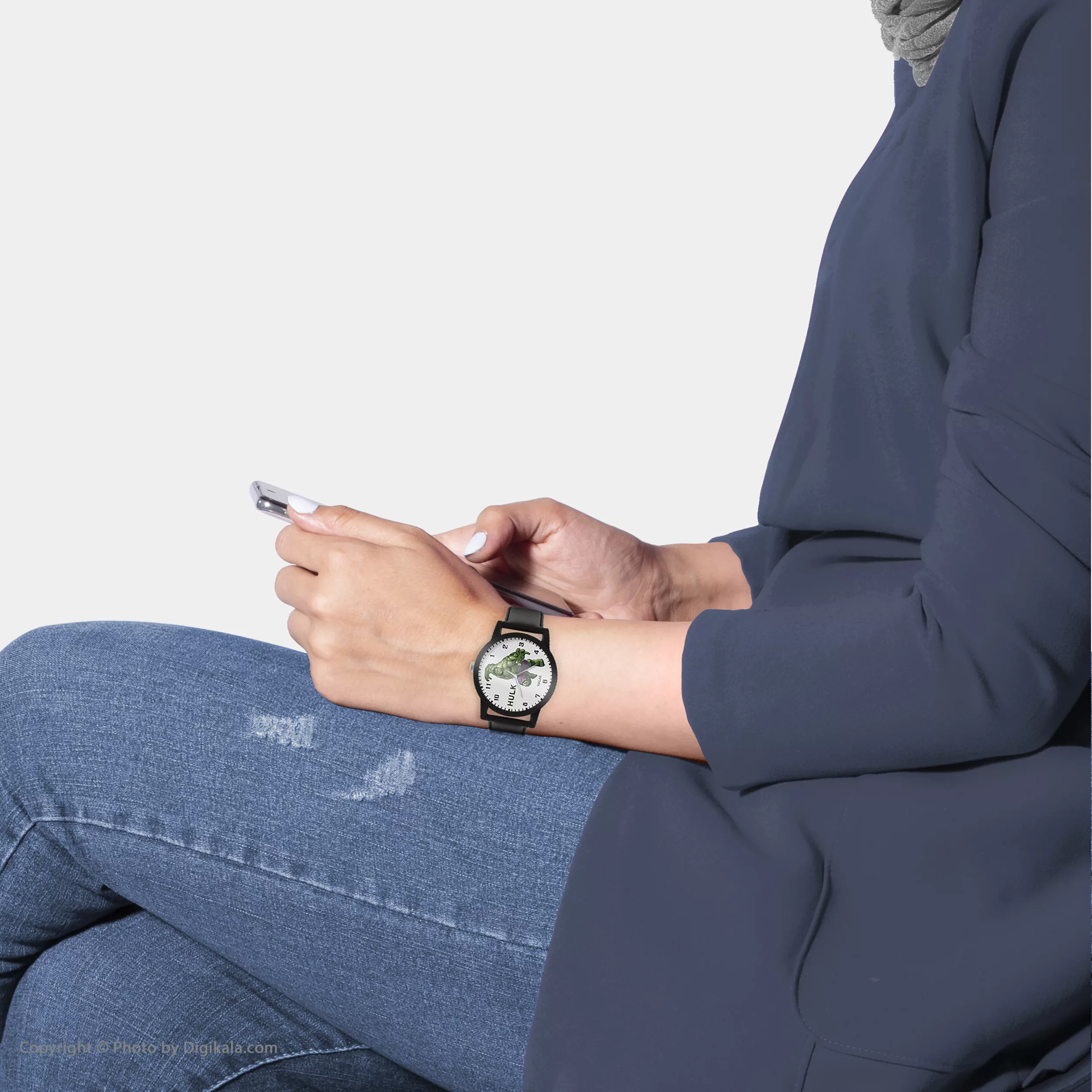 ساعت مچی عقربه ای والار طرح هالک کد LF2310