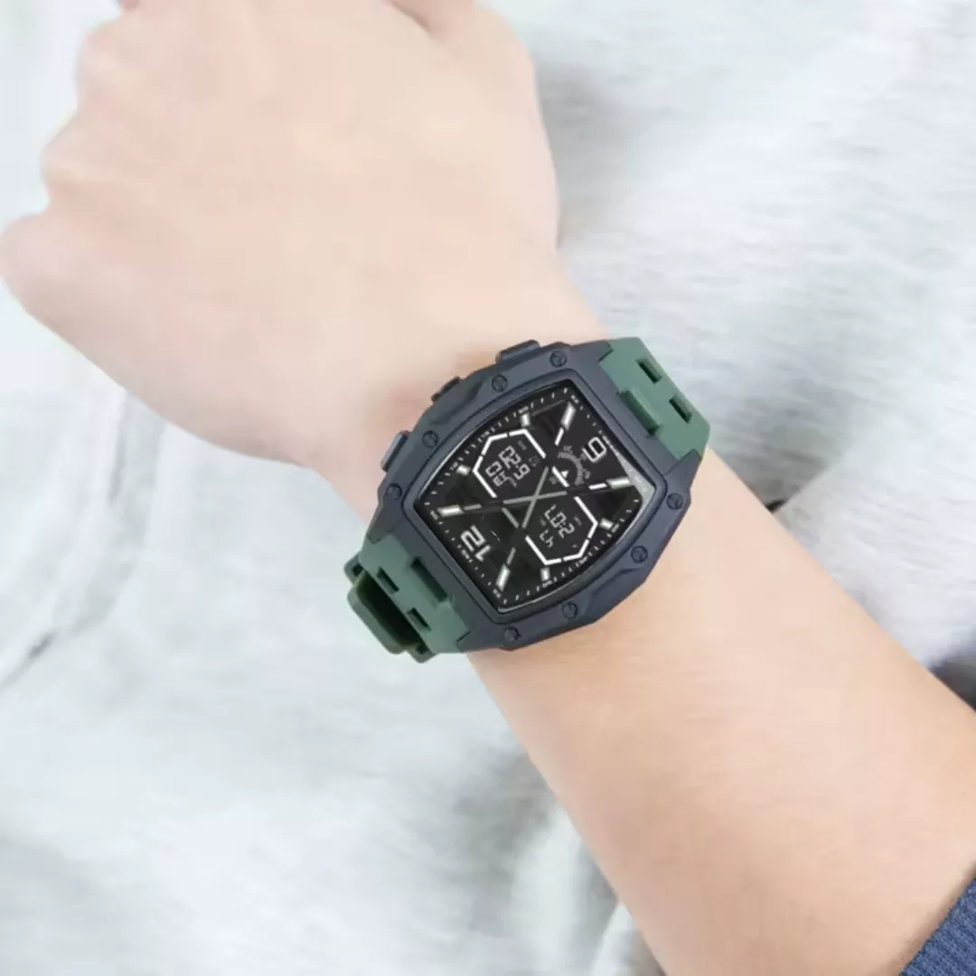 ساعت مچی دیجیتال مدل تک زمانه بند پیو کرنوگراف آب استخری کد ۱.۵