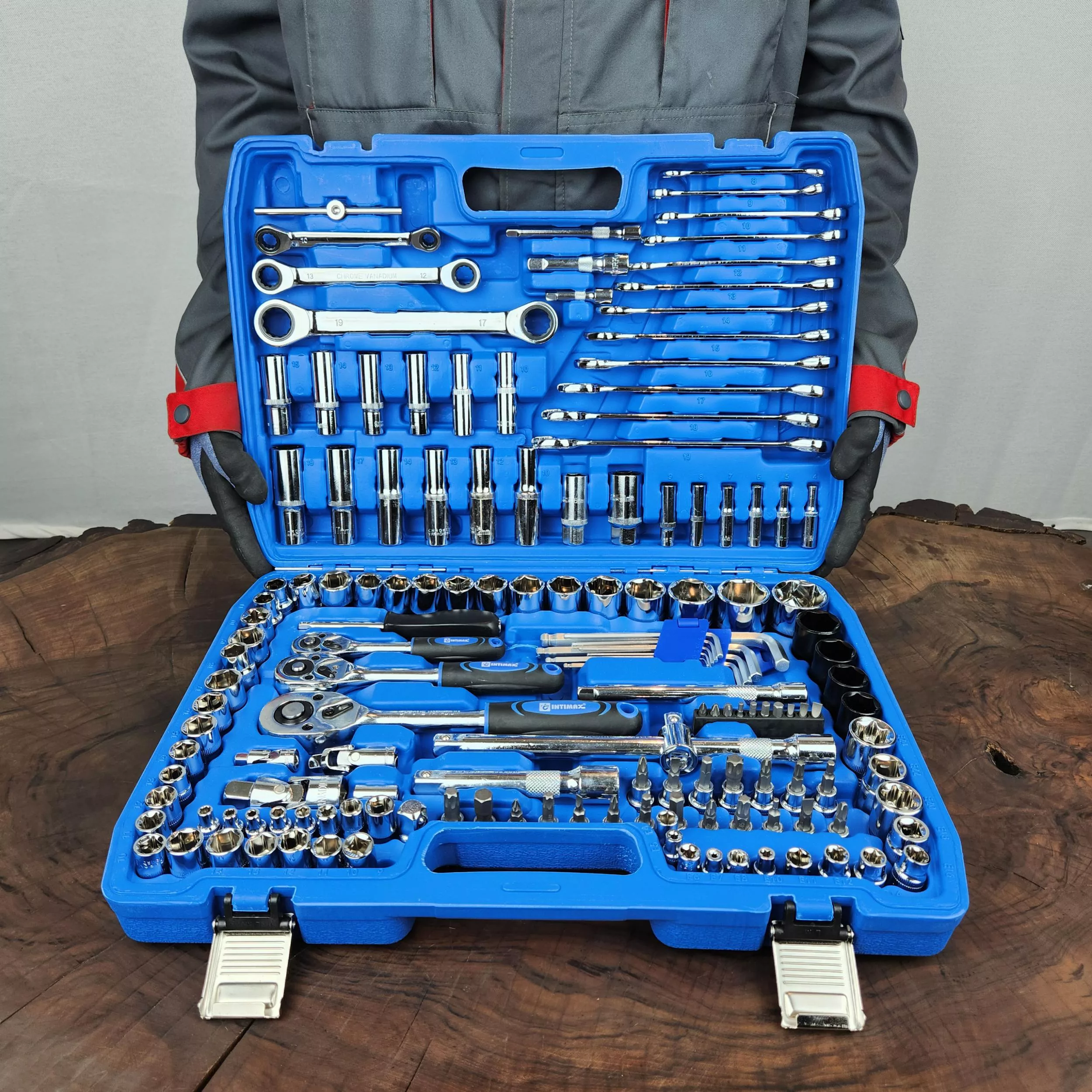 جعبه بکس صنعتی اینتیمکث کد 100205 مجموعه 151 عددی