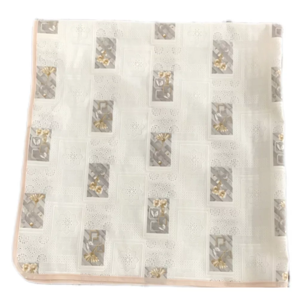 سفره 4 نفره مدل رویال طرح گیپور کد 01