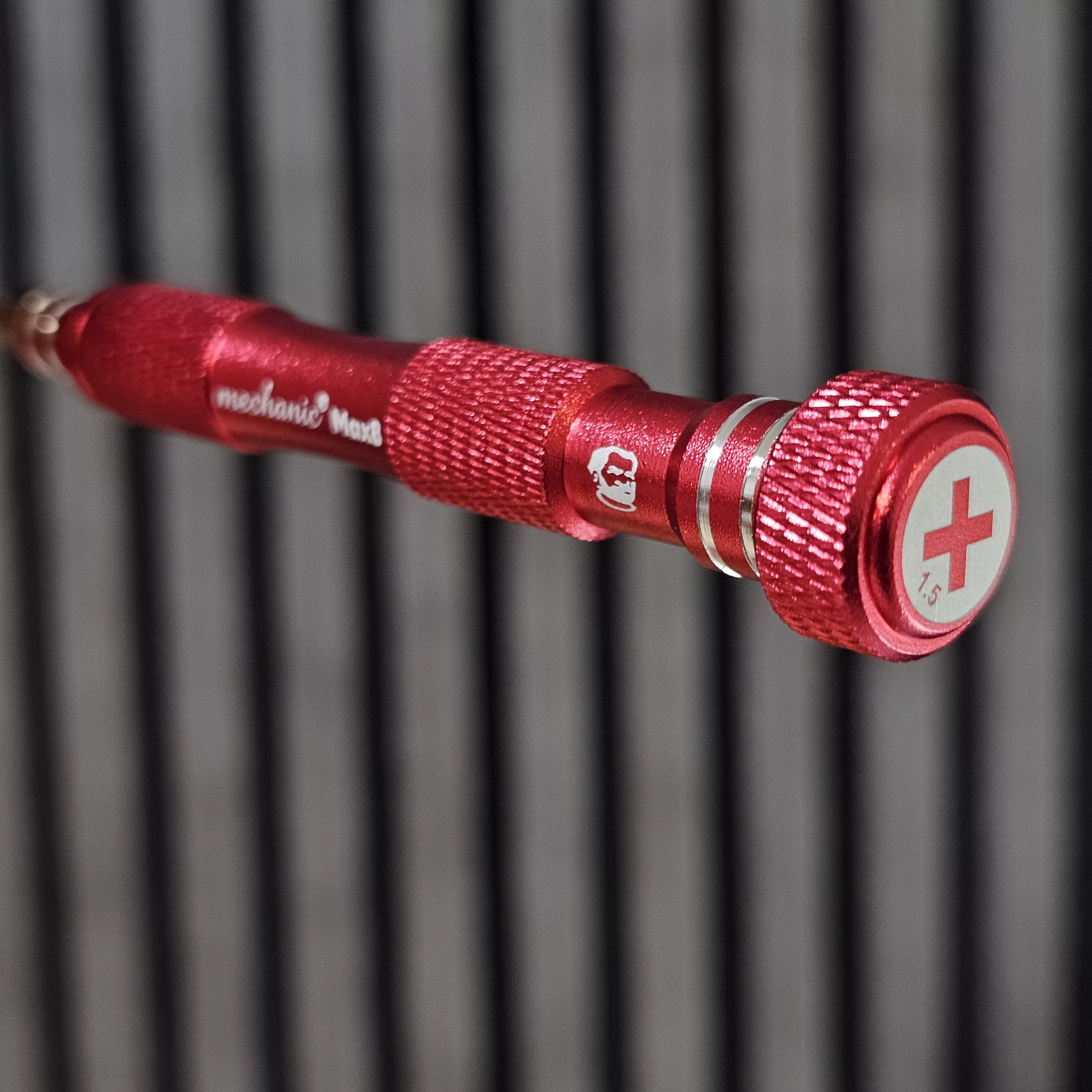 پیچ گوشتی چهارسو مکانیک موبایل مدل Max8 سایز 1.5 میلی متر