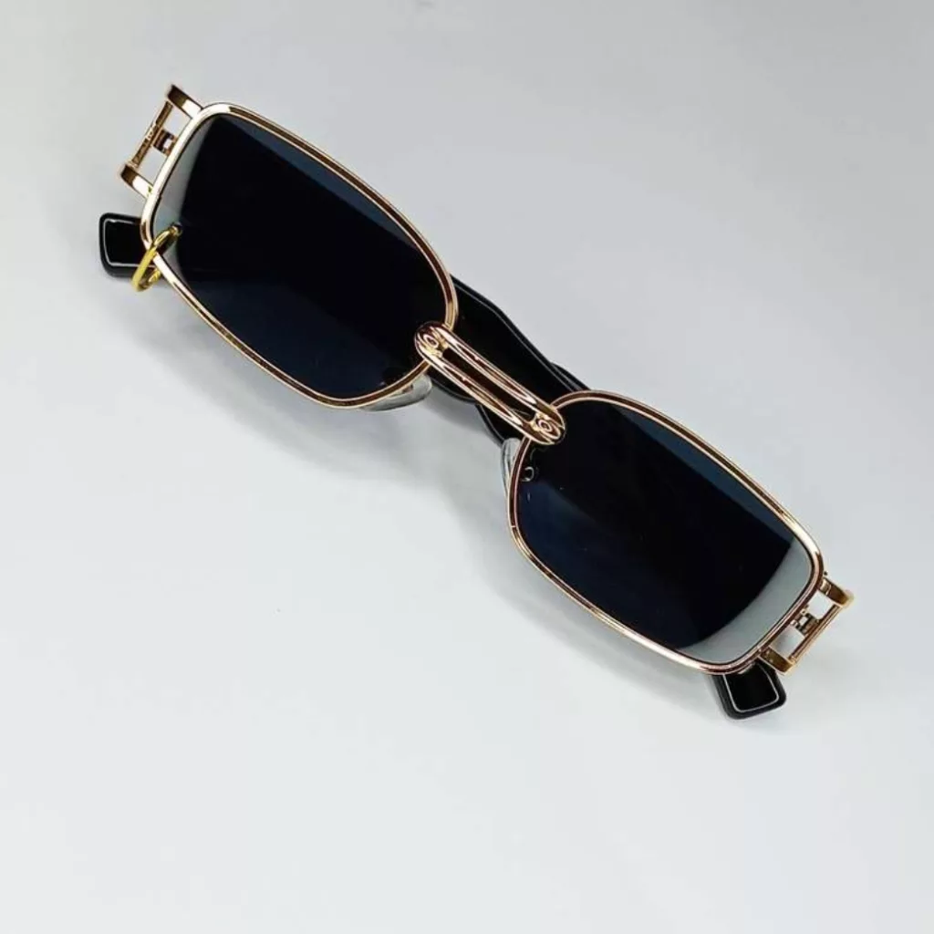 عینک آفتابی مدل پرسینگ دار