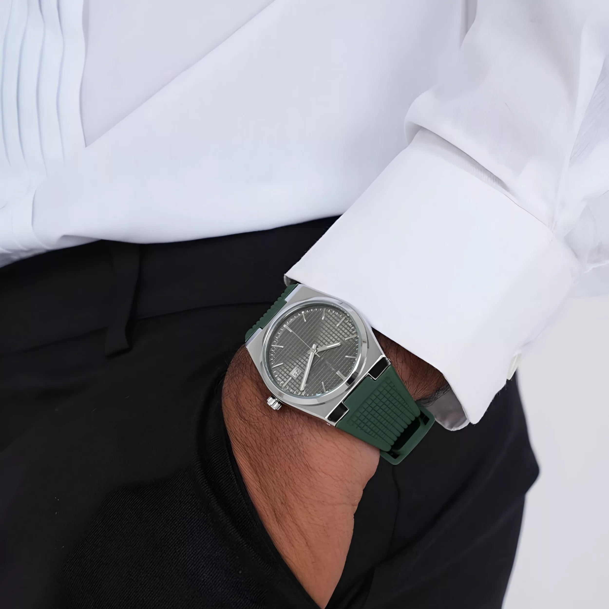 ساعت مچی عقربه‌ای کوارتز مردانه مدل کلاسیک دیت جاست بند پیو کد ۴