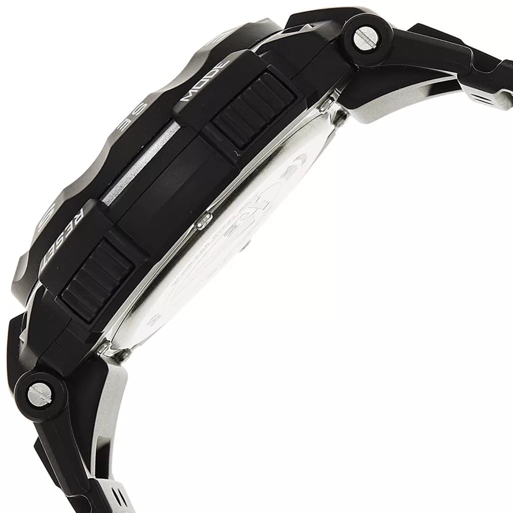 ساعت مچی دیجیتال مردانه کیو اند کیو مدل M124J002Y