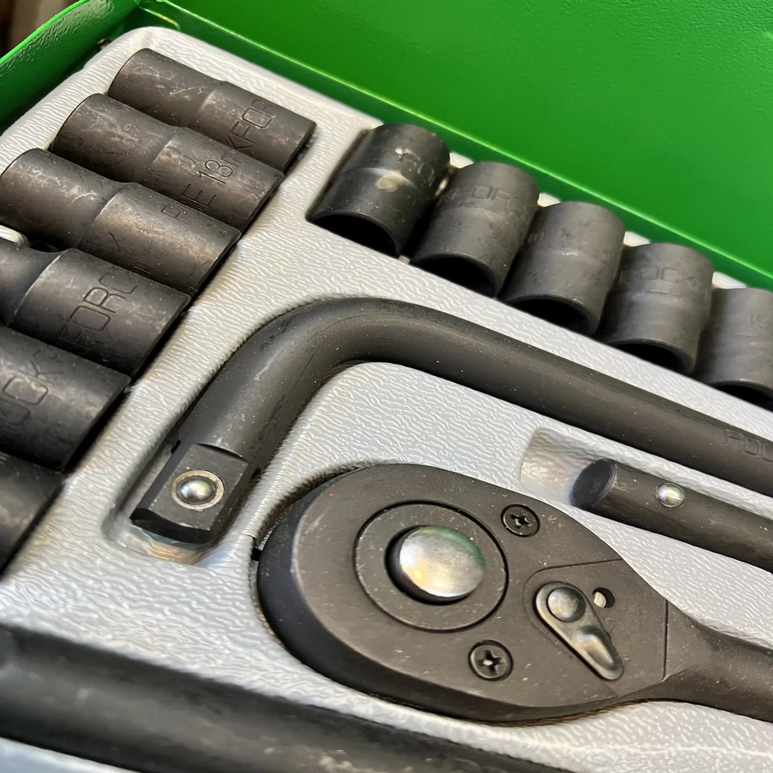 جعبه آچار  بکس راک فورس مدل 4245B-5MPB مجموعه 24 عددی