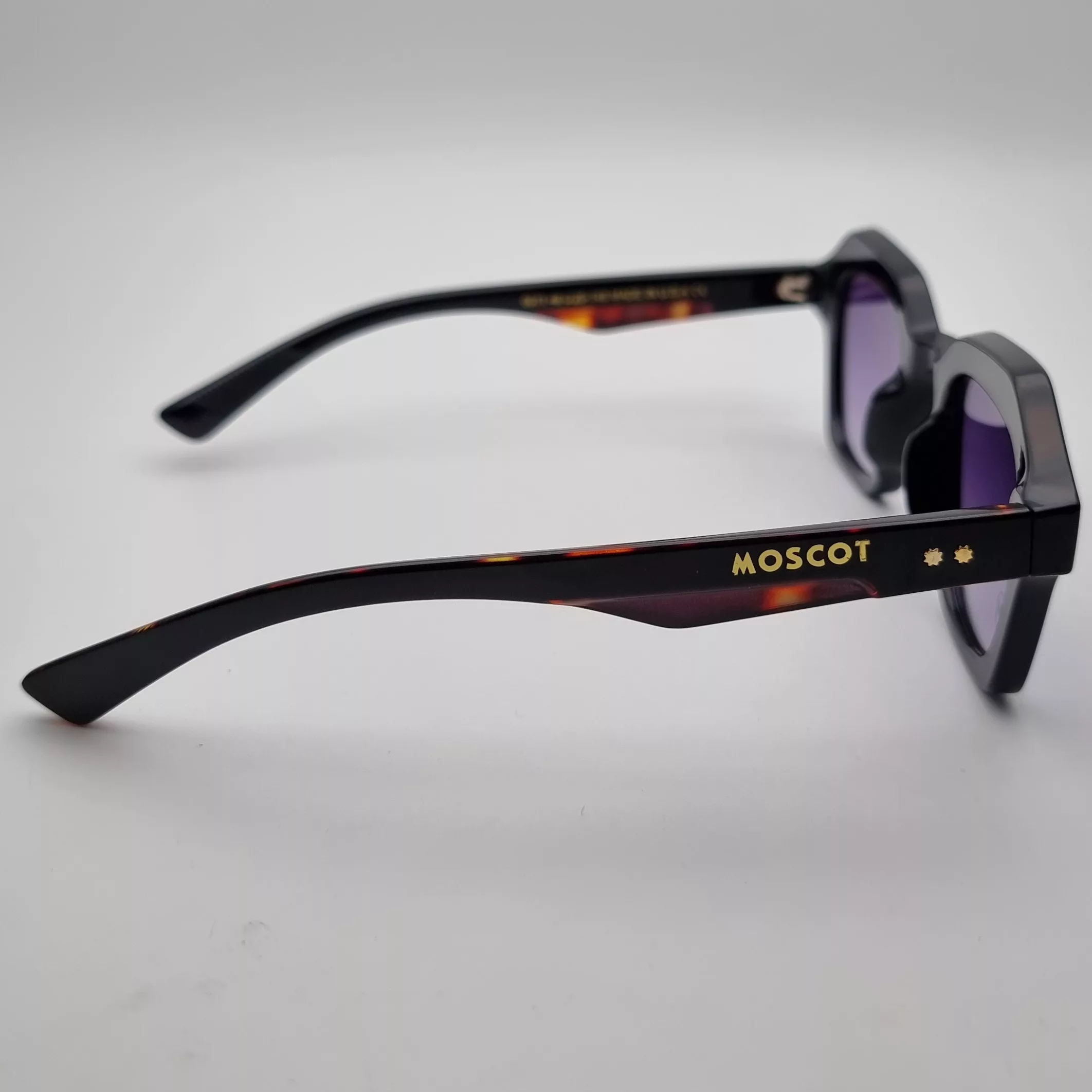 عینک آفتابی موسکوت مدل 6011M