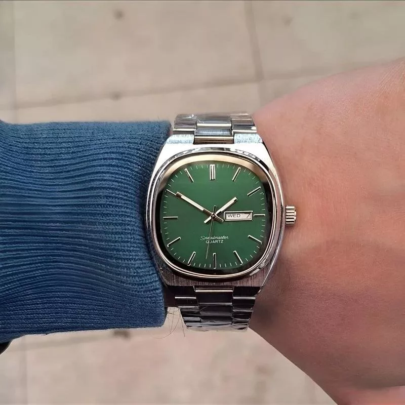 ساعت مچی عقربه‌ای کوارتز مردانه مدل کلاسیک دی دیت کد 004