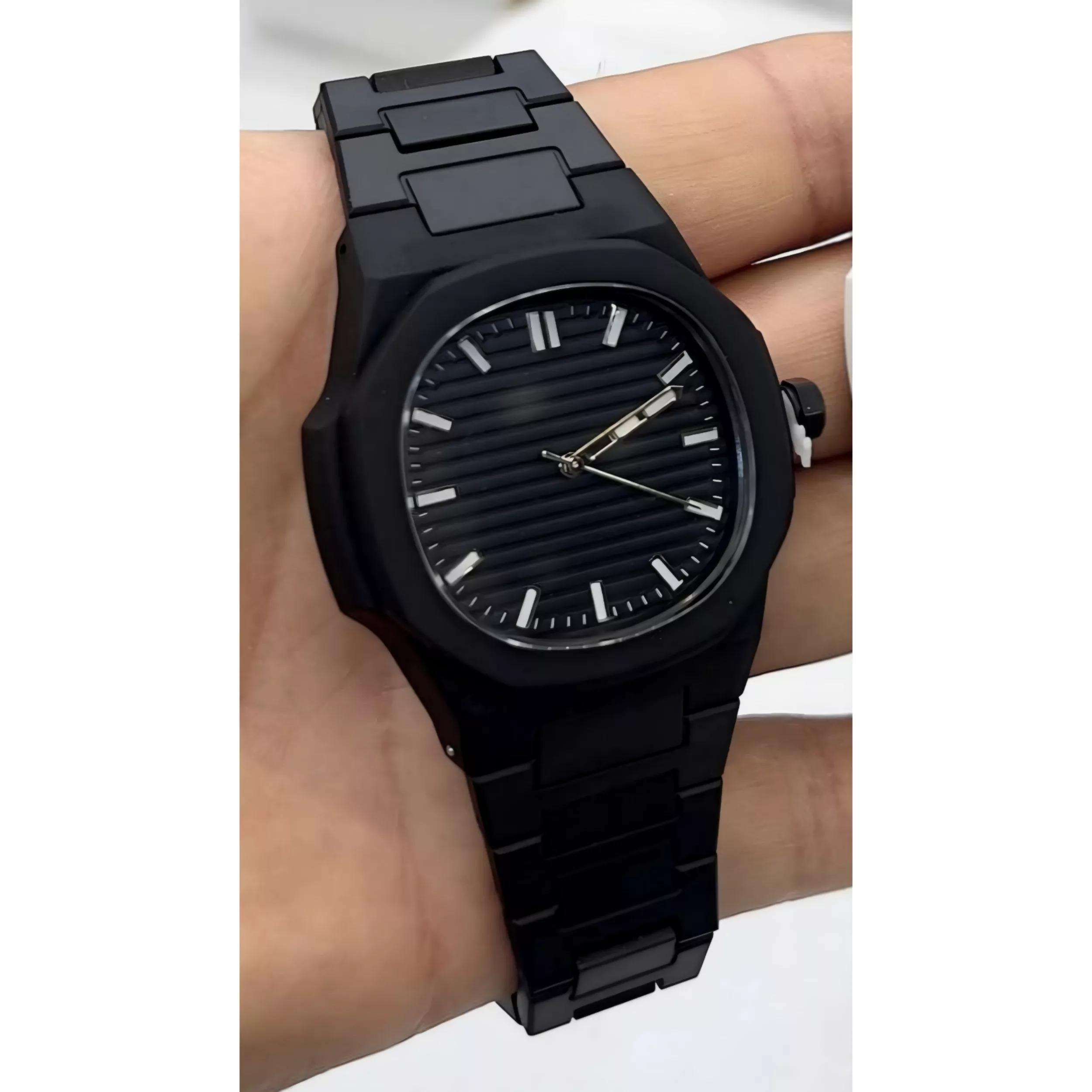 ساعت مچی عقربه‌ای کوارتز مردانه مدل دارک واچ بند سبک قفل مخفی کد ۱۳
