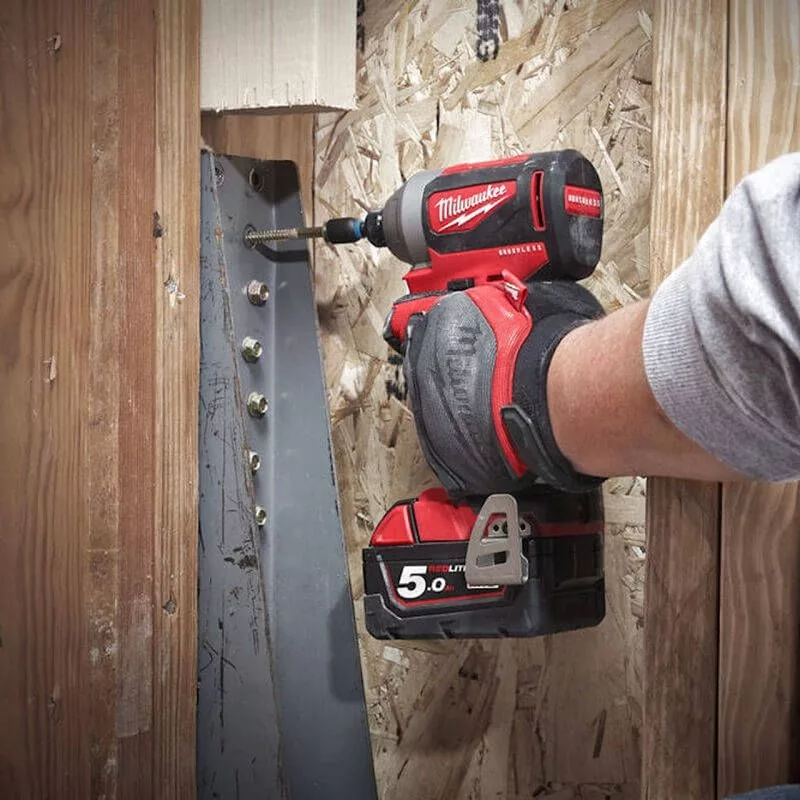 رابط سری پیچ گوشتی مغناطیسی میلواکی مدل SHOCKWAVE سایز 10 میلی متر