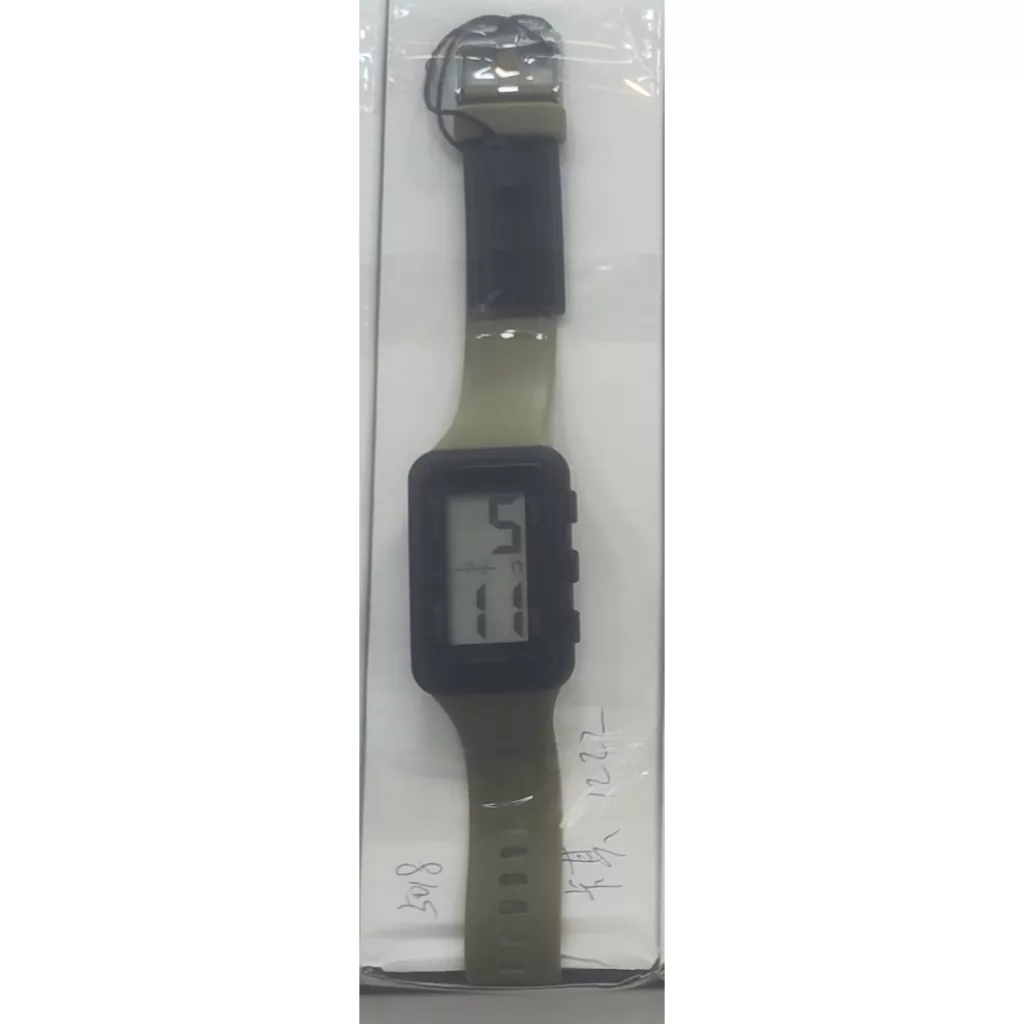 ساعت مچی دیجیتال مدل تک زمانه بند پیو کرنومتر دار ضد آب استخری کد ۴