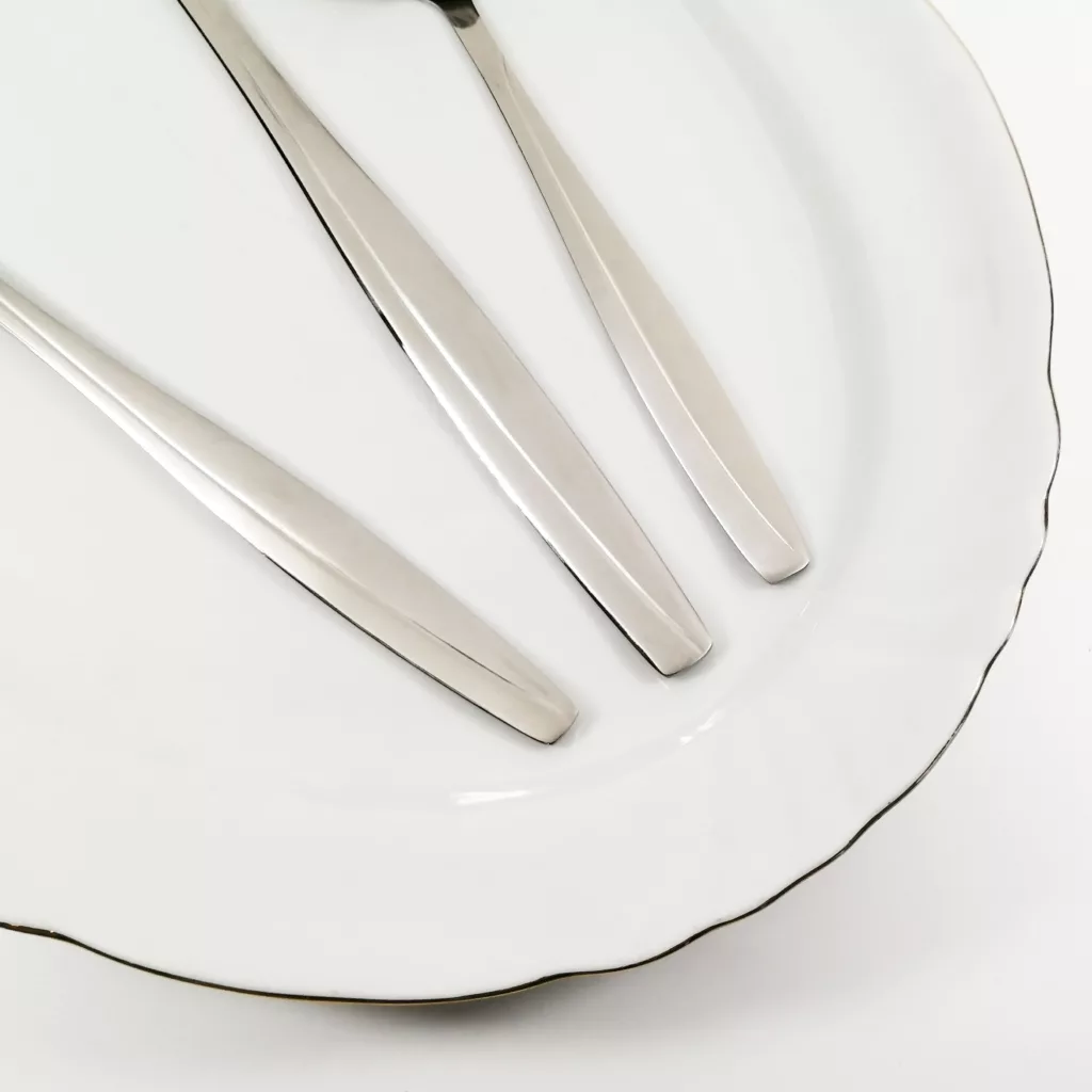 سرویس کفگیر و ملاقه 3 پارچه مدل ماینز