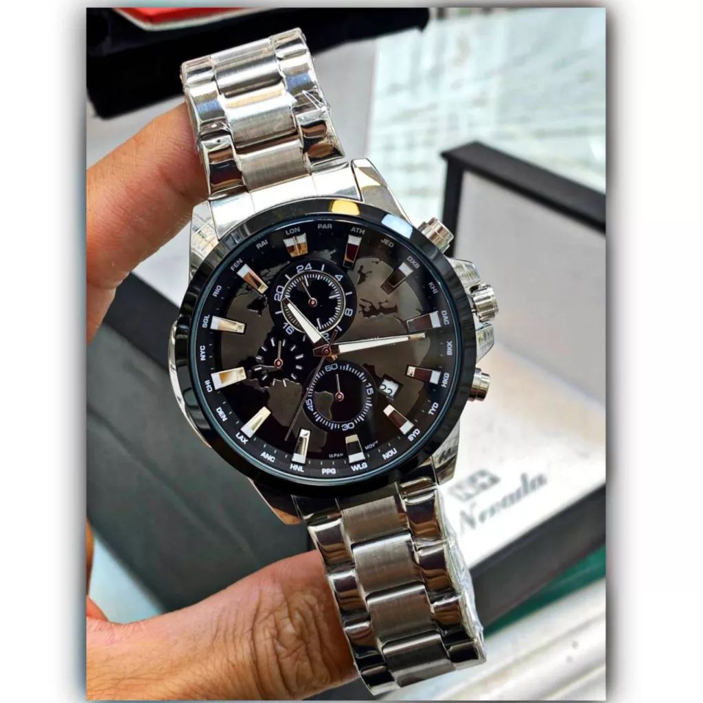 ساعت مچی عقربه‌ای کوارتز مردانه مدل سه موتور فعال کورنوگراف جهان نما کد 102