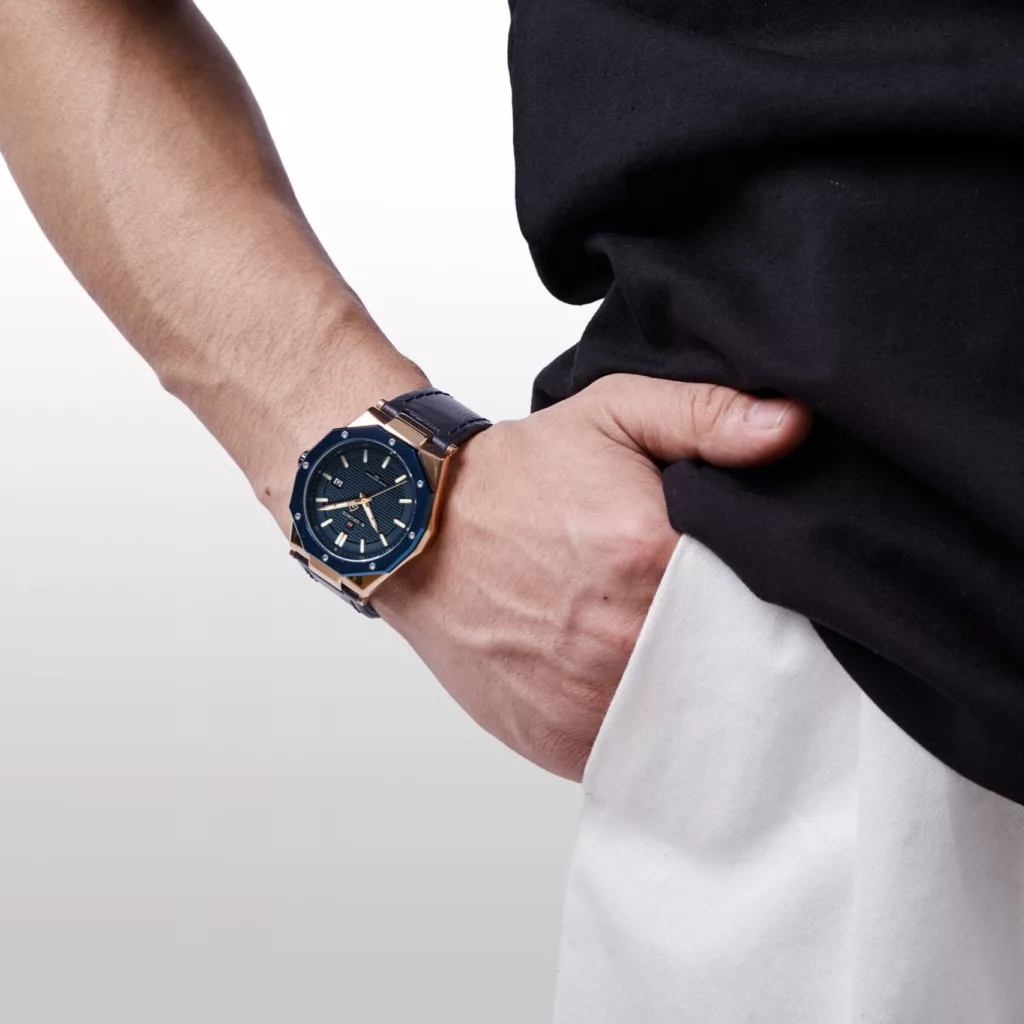 ساعت مچی عقربه‌ای مردانه  کوارتز نیوی فورس مدل 9200