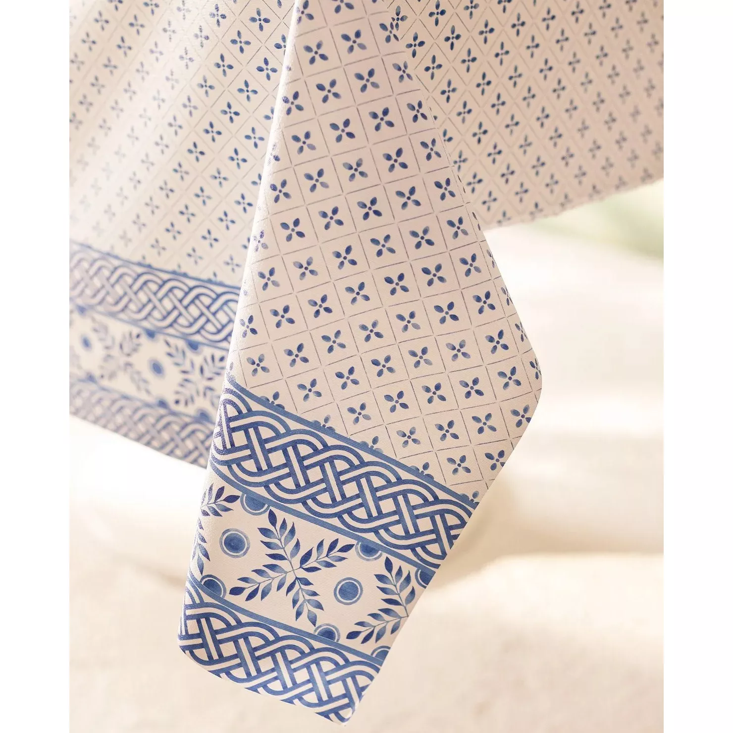 سفره مادام کوکو هشت نفره مدل Agnes.SQR140140